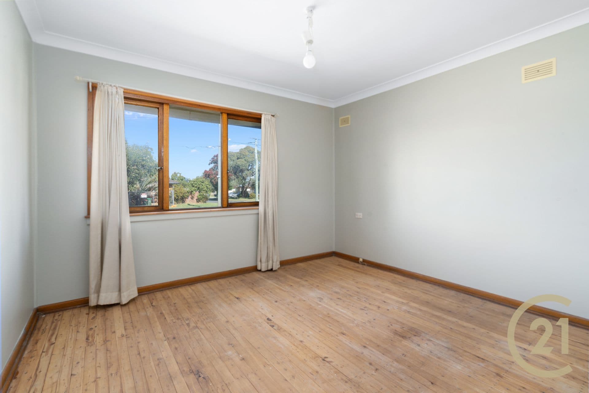 9 Insignia Street, Sadleir, NSW, 2168, Sadleir - Thumbnail 5