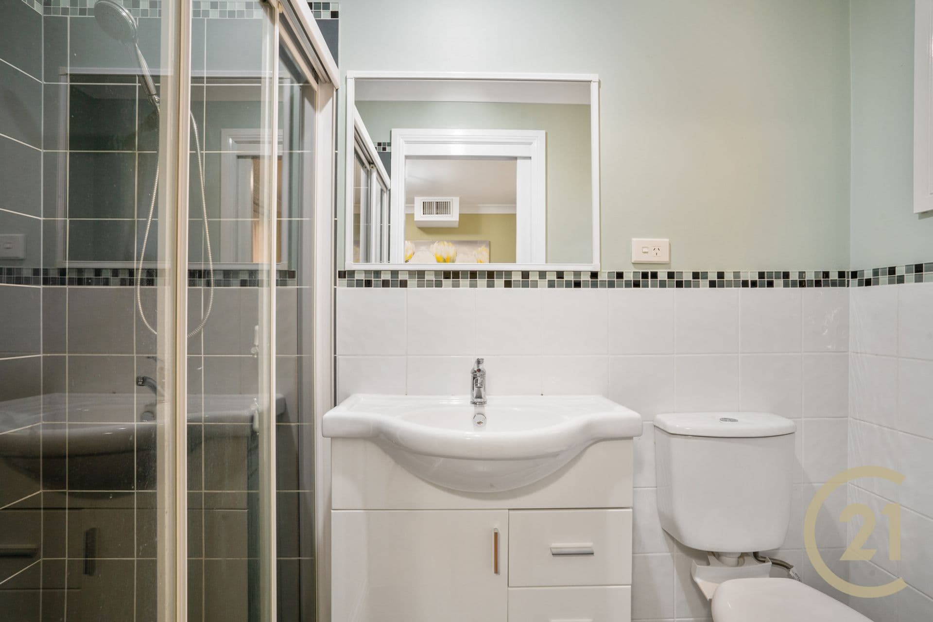 32 Bottlebrush Avenue, Casula, NSW, 2170, Casula - Thumbnail 8