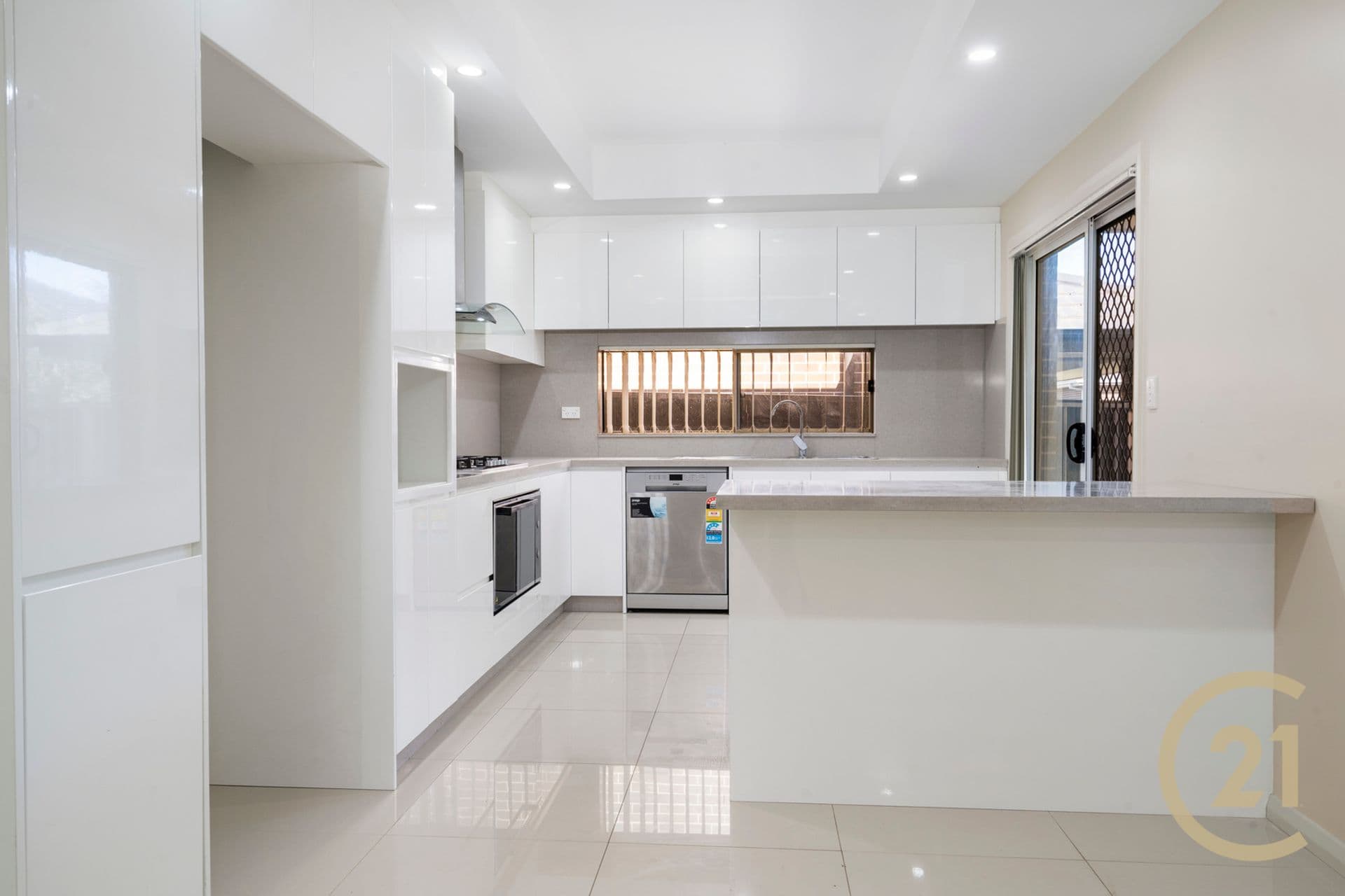 10 Brushtail Court, Casula, NSW, 2170, Casula - Thumbnail 7