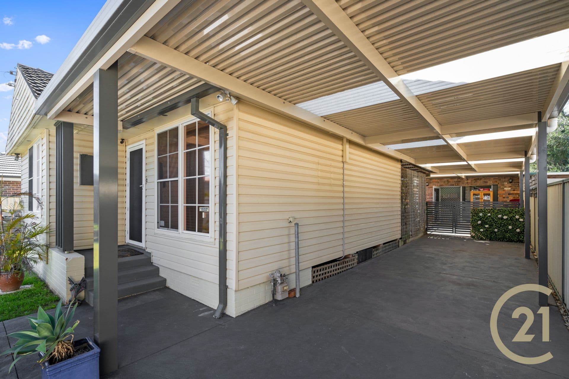 18 Lae Road, Holsworthy, NSW, 2173, Holsworthy - Thumbnail 3