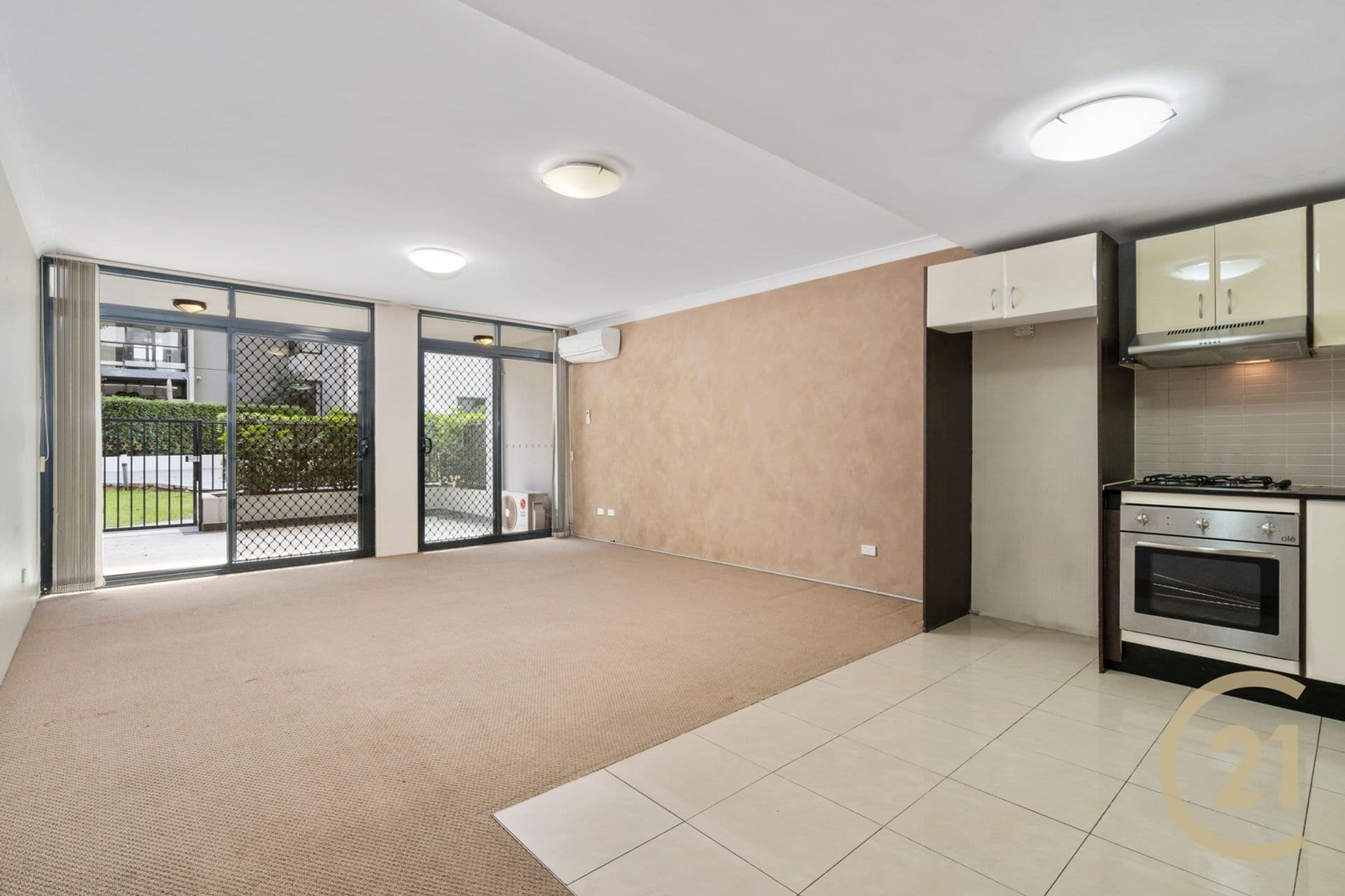 2/31-33 Campbell Street, Liverpool, NSW, 2170, Liverpool - Thumbnail 2