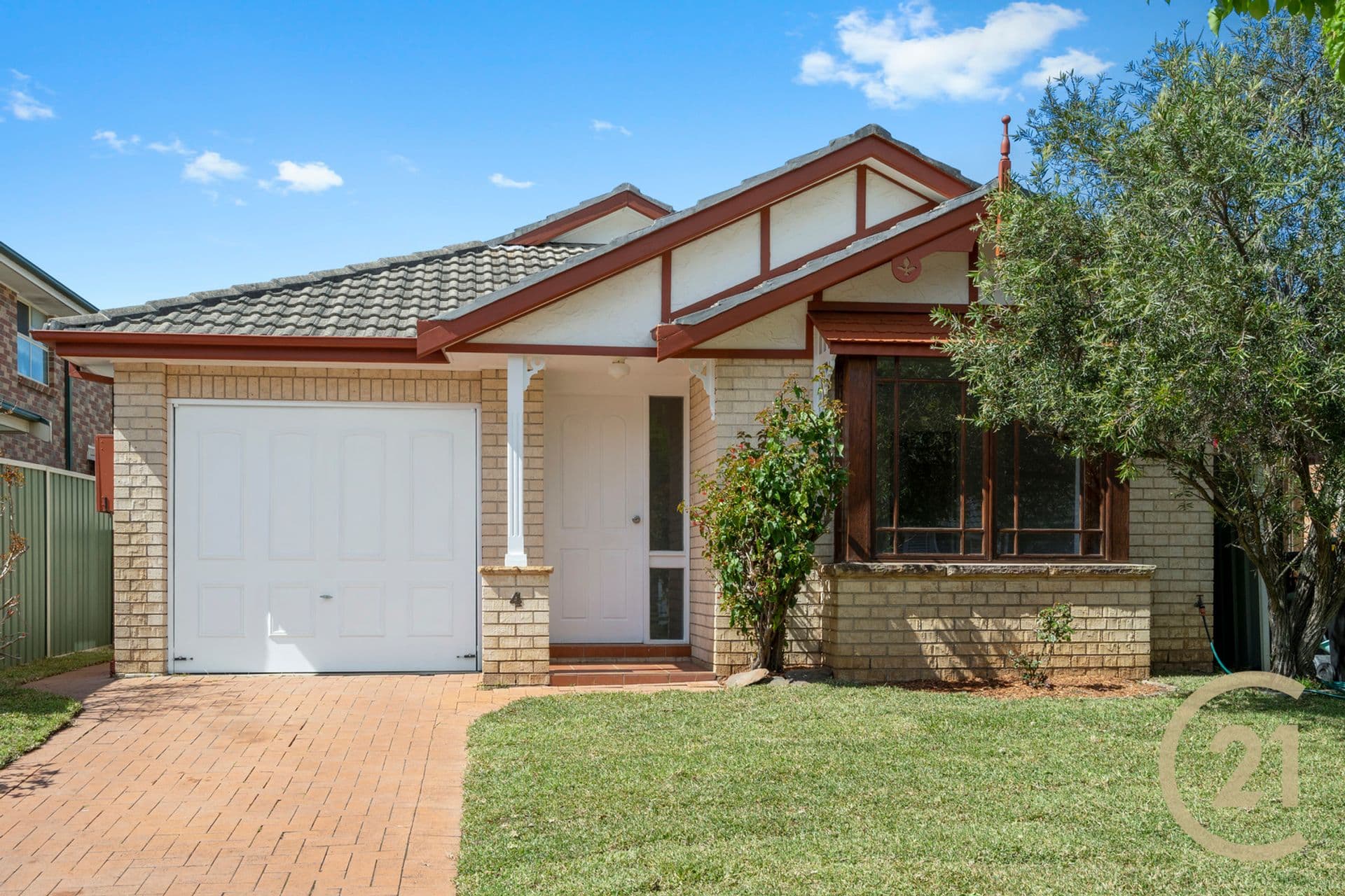 4 Lyndhurst Court, Wattle Grove, NSW, 2173, Wattle Grove - Image 1