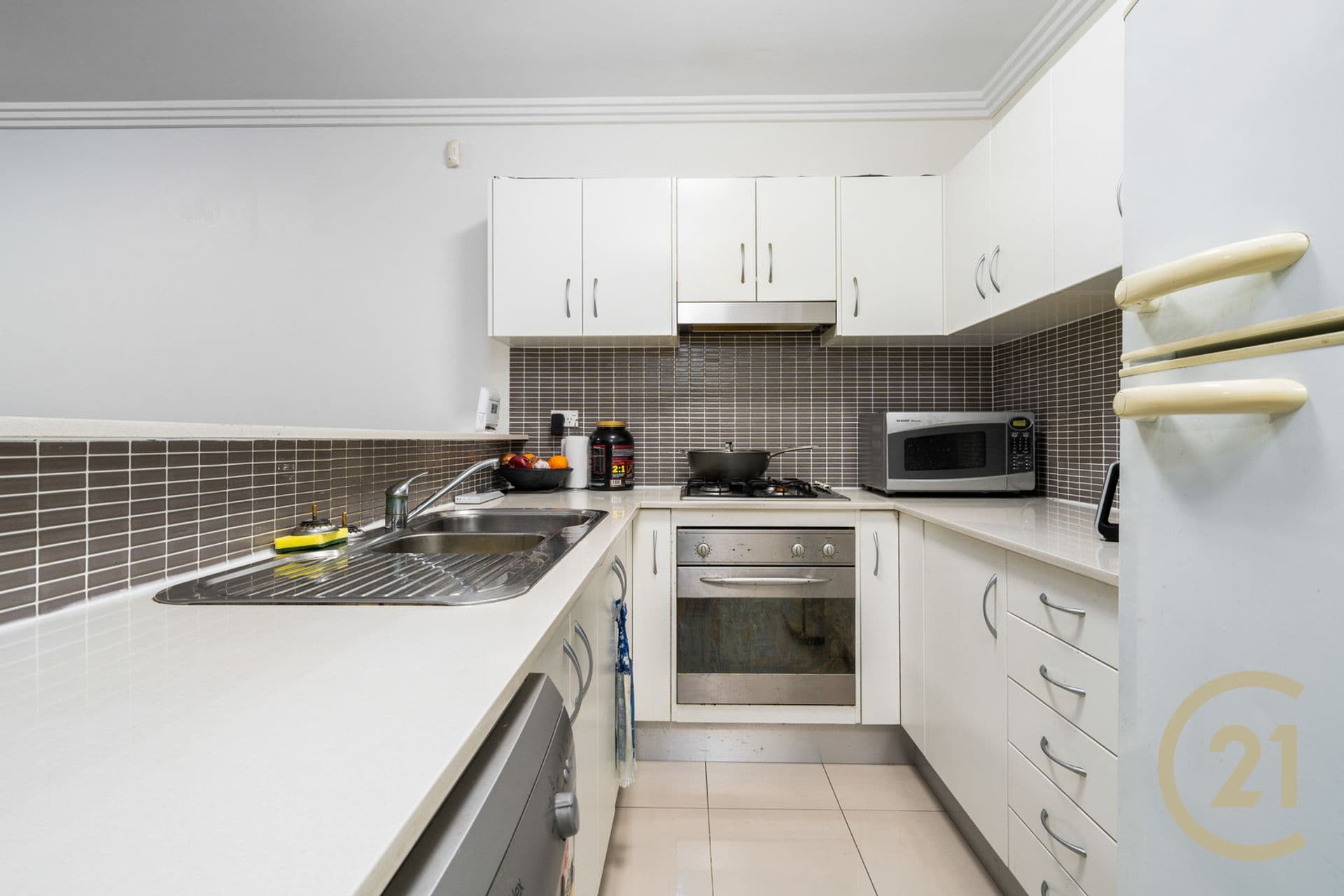 5/13 Chamberlain Street, Campbelltown, NSW, 2560, Campbelltown - Thumbnail 2