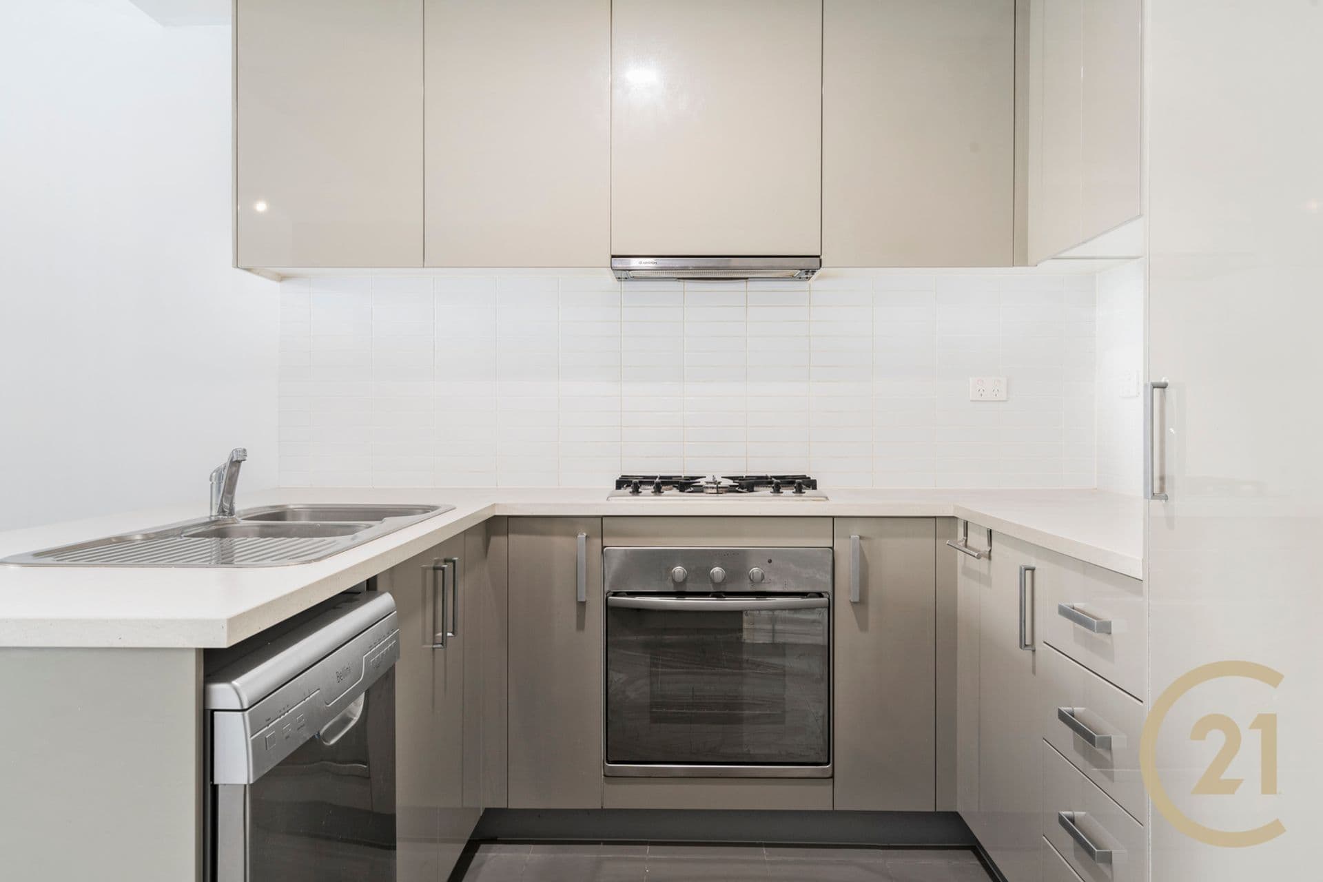 9/10-16 Castlereagh Street, Liverpool, NSW, 2170, Liverpool - Thumbnail 3