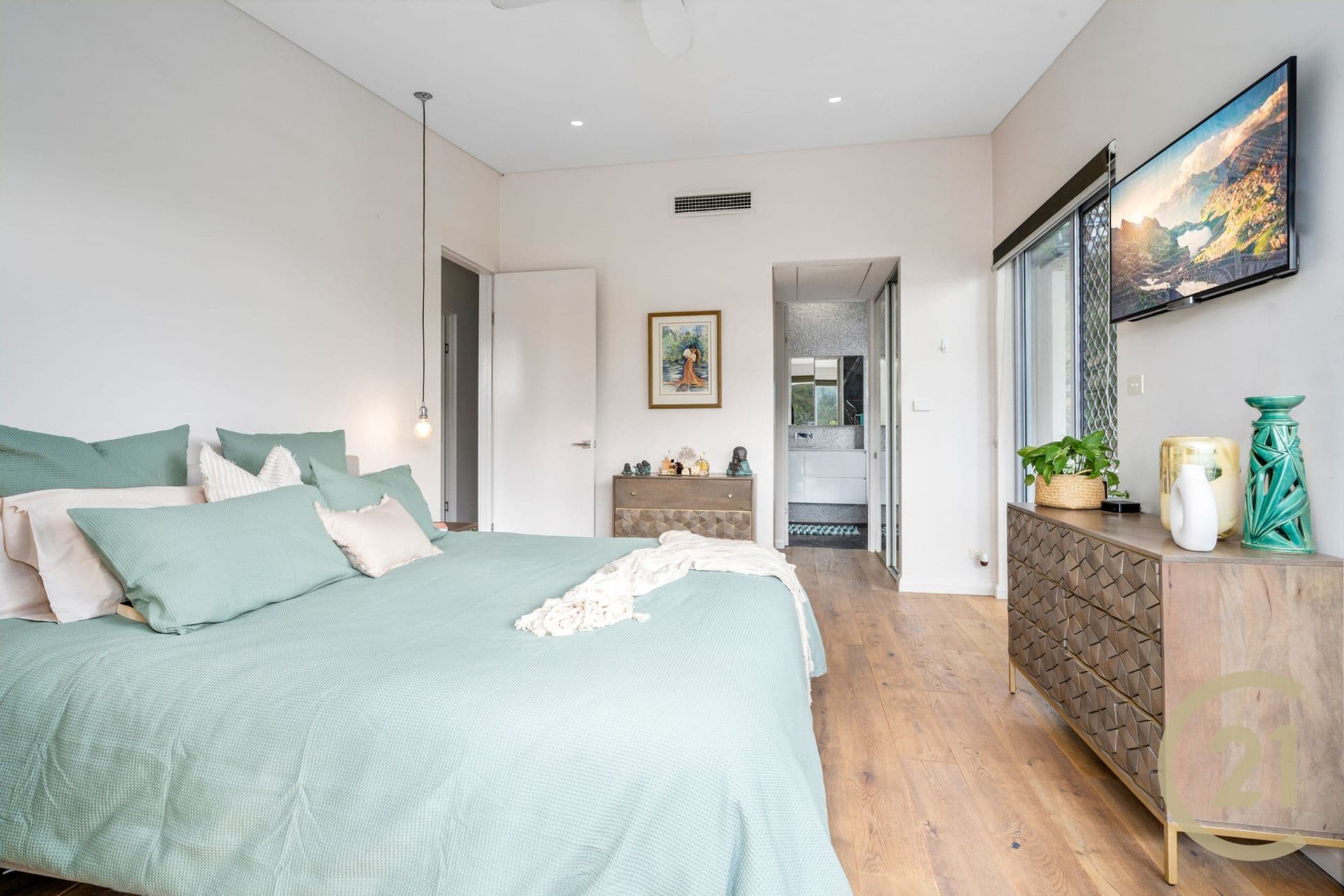 178 St George Crescent, Sandy Point, NSW, 2172, Sandy Point - Thumbnail 4