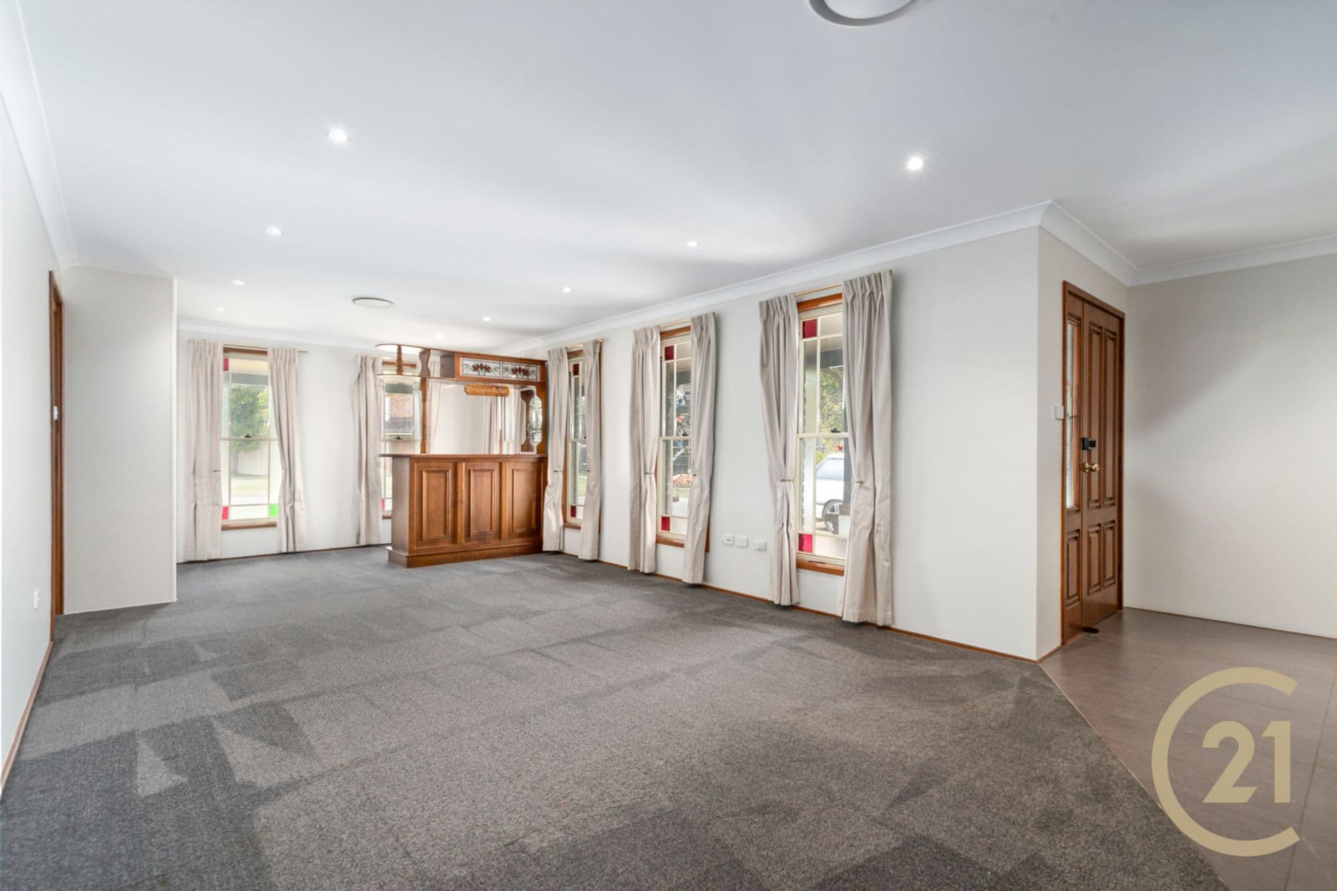 11 Glanara Court, Wattle Grove, NSW, 2173, Wattle Grove - Thumbnail 2