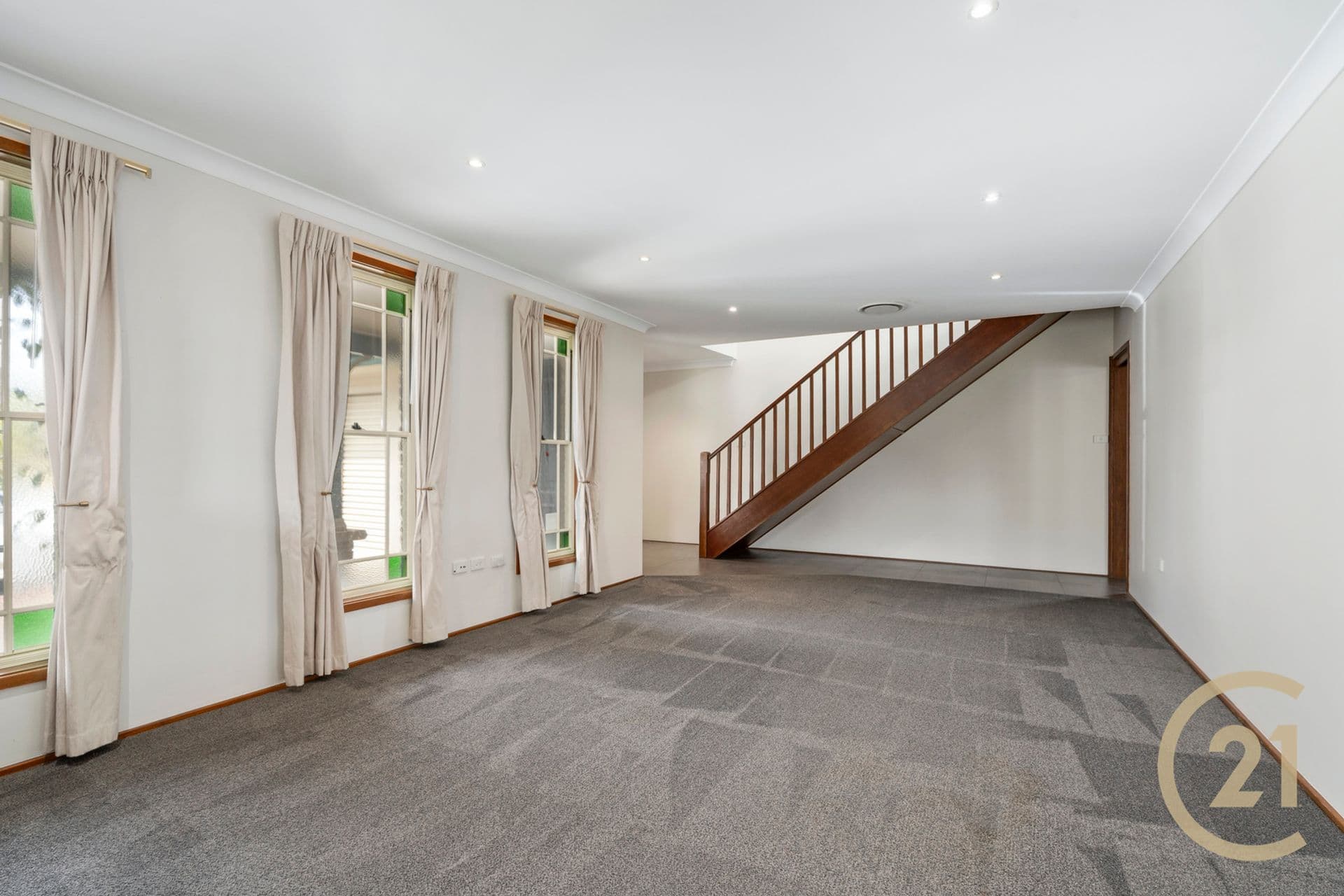 11 Glanara Court, Wattle Grove, NSW, 2173, Wattle Grove - Thumbnail 3