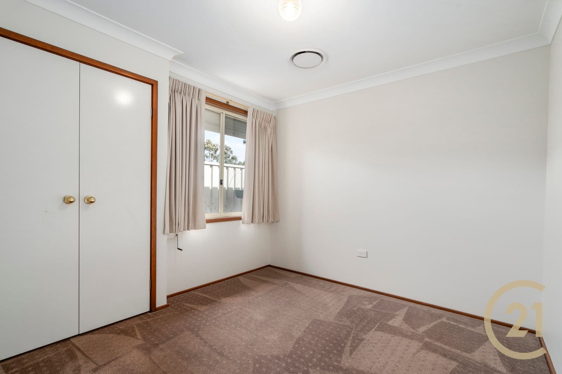 11 Glanara Court, Wattle Grove, NSW, 2173, Wattle Grove - Thumbnail 8