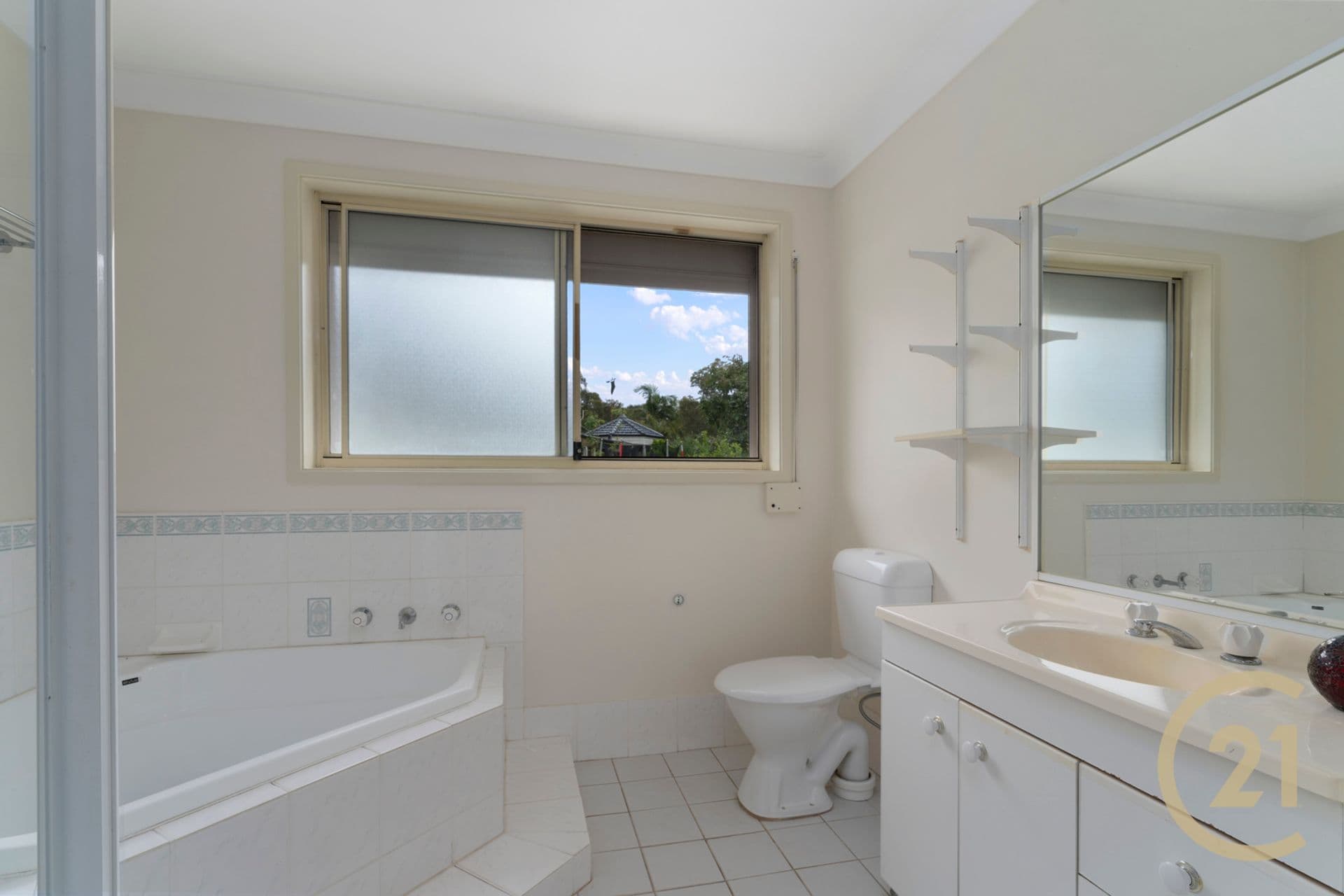 15 Tucker Road, Casula, NSW, 2170, Casula - Thumbnail 8