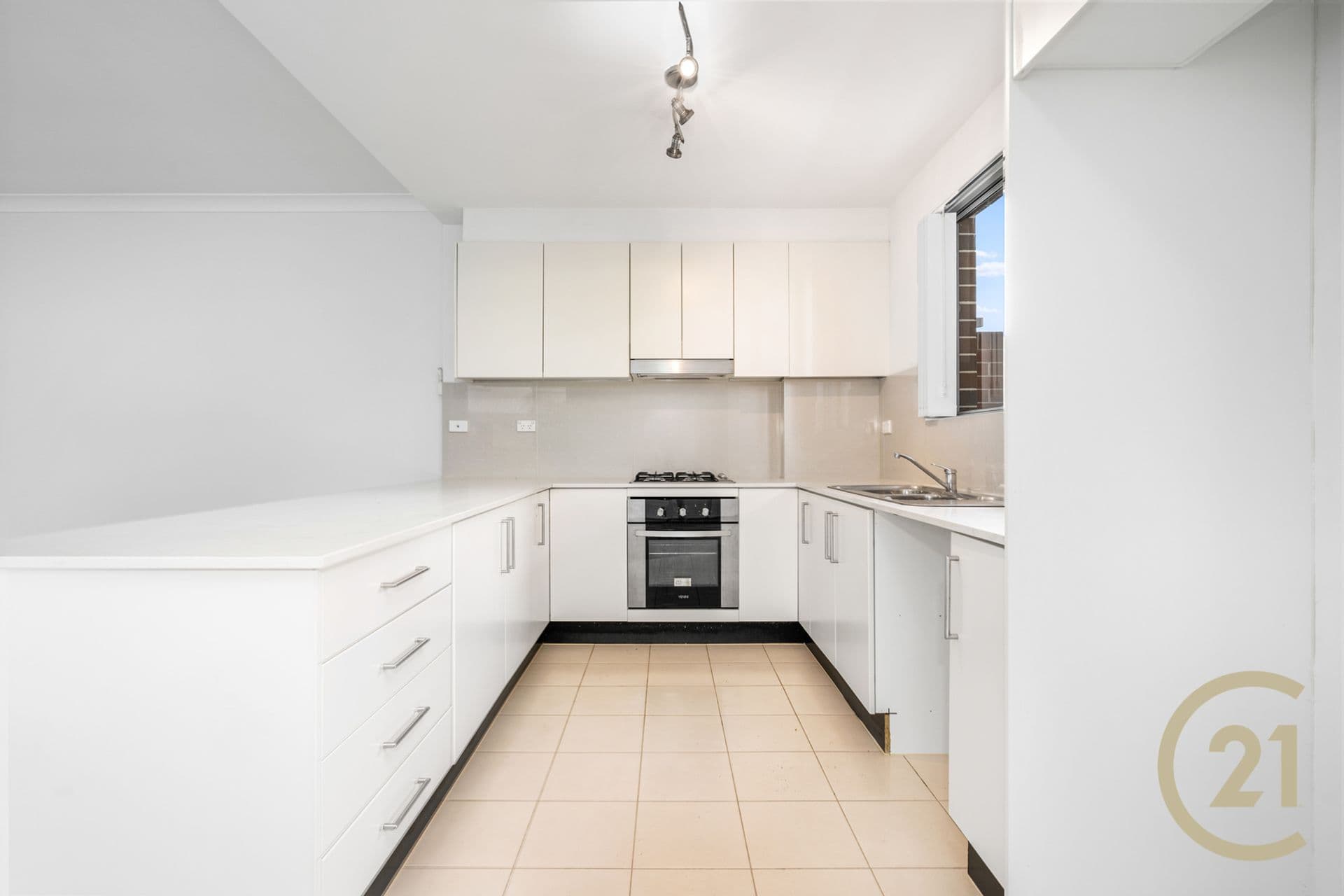 10/6-8 Bathurst Street, Liverpool, NSW, 2170, Liverpool - Thumbnail 3