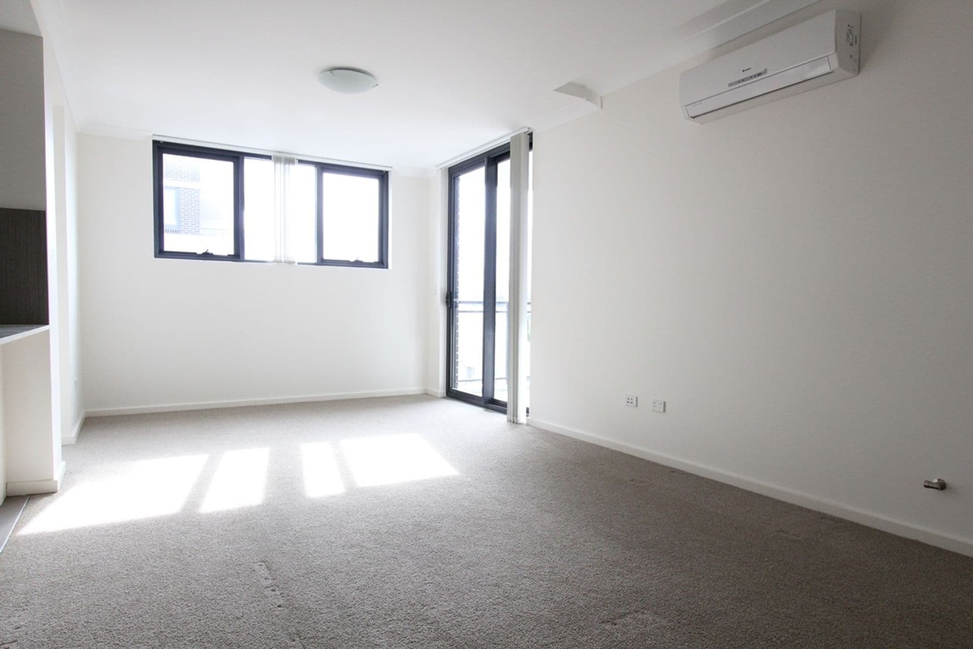12/69 Elizabeth Drive, Liverpool, NSW, 2170, Liverpool - Thumbnail 2