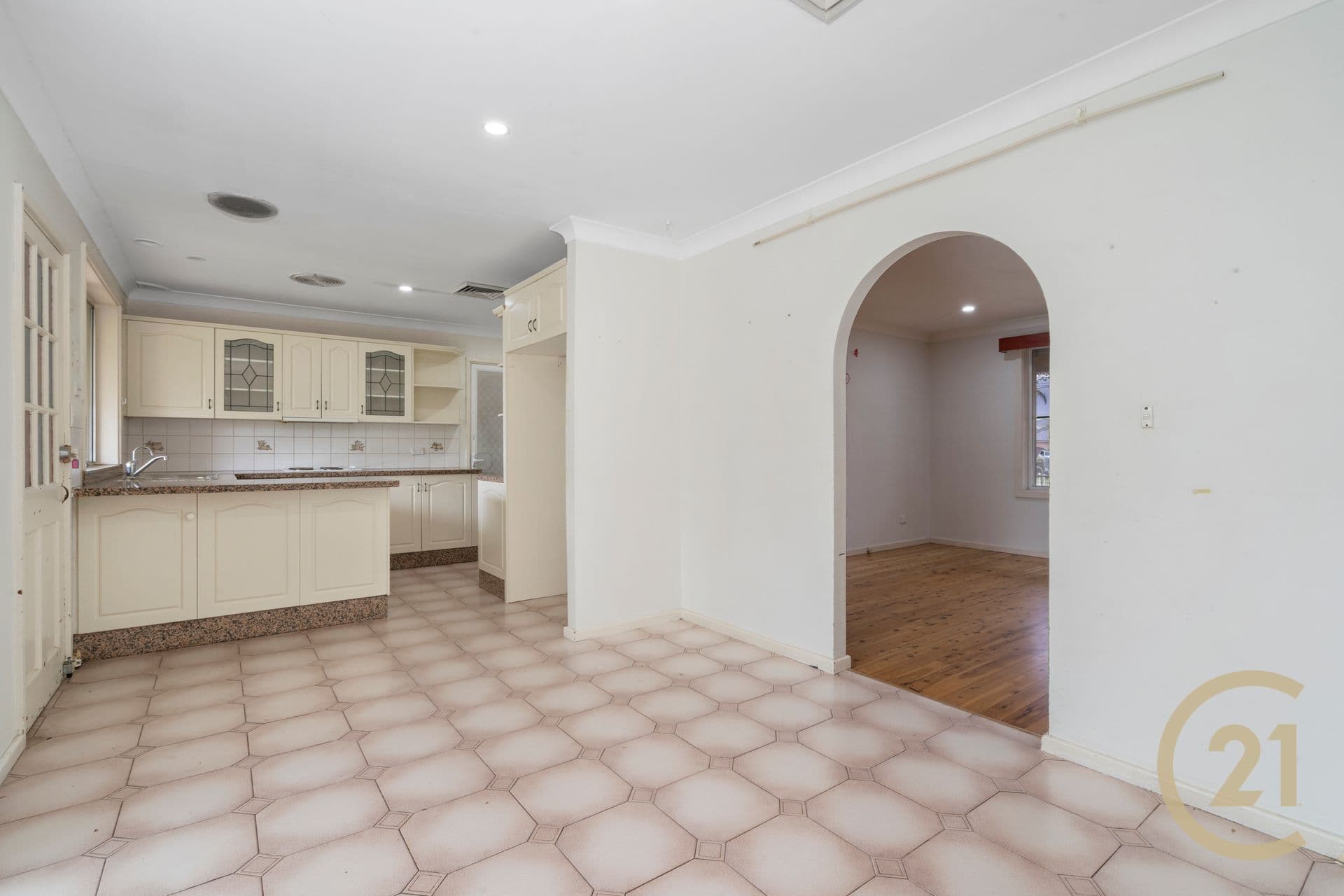 15 Birch Avenue, Casula, NSW, 2170, Casula - Thumbnail 2