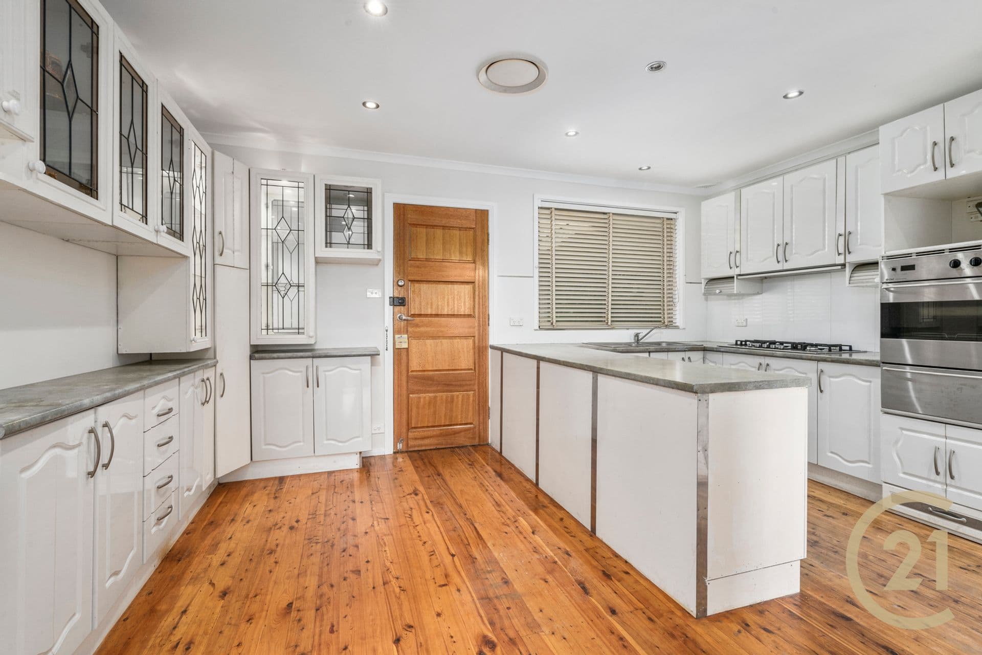 10 Tantani Avenue, Green Valley, NSW, 2168, Green Valley - Thumbnail 6