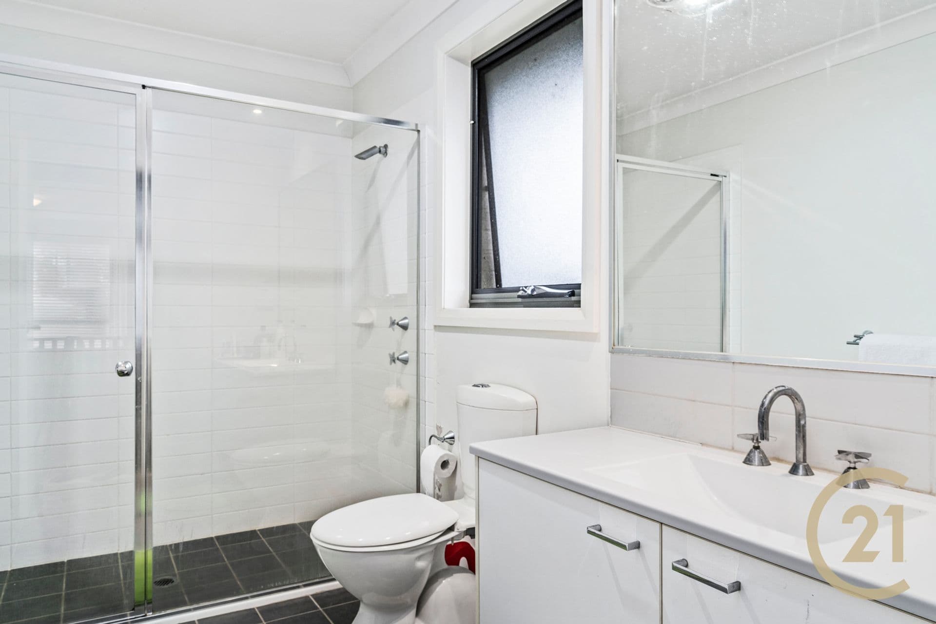 16 Boddingtons Road, Glenfield, NSW, 2167, Glenfield - Thumbnail 7