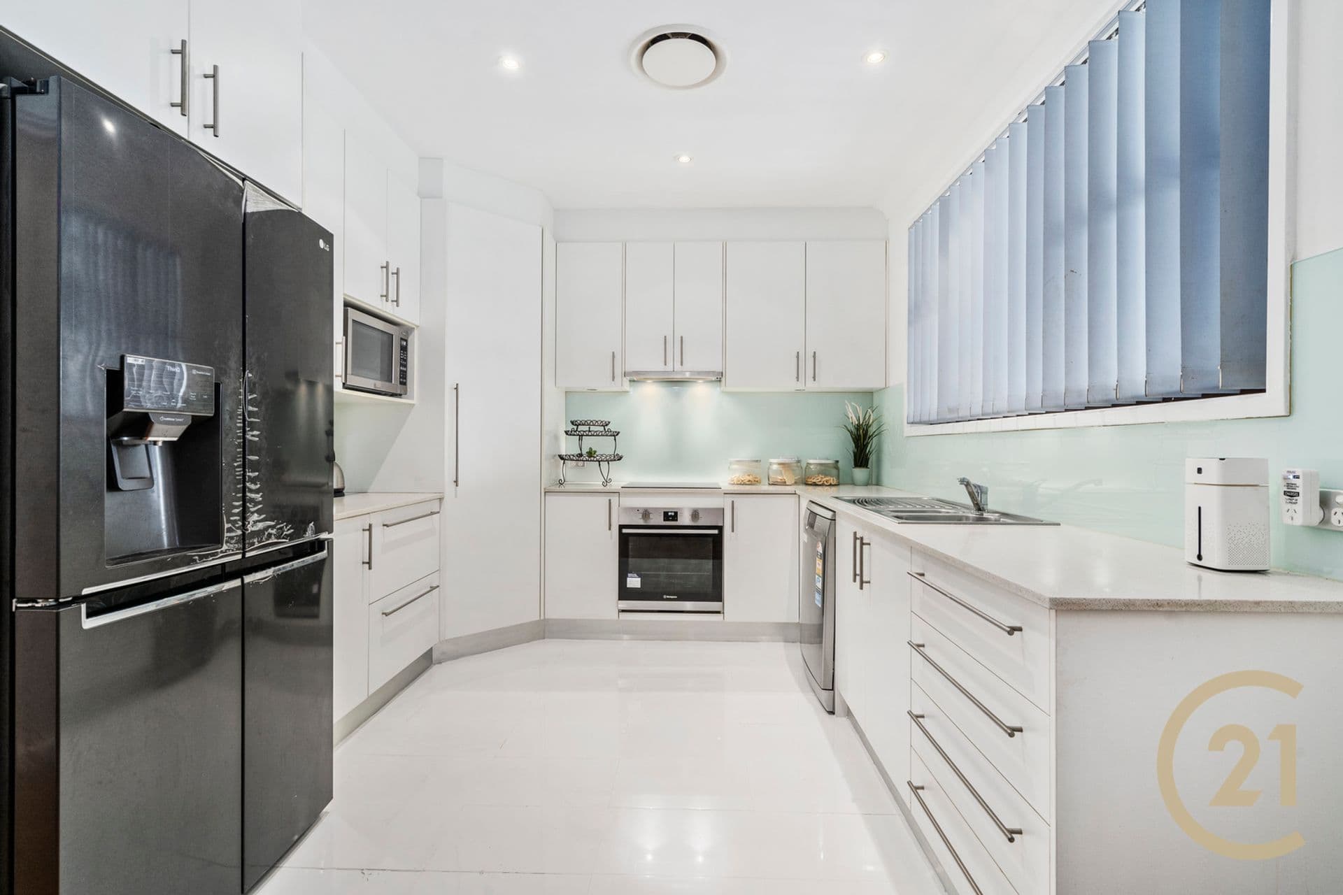 25 Coolaroo Crescent, Lurnea, NSW, 2170, Lurnea - Thumbnail 3