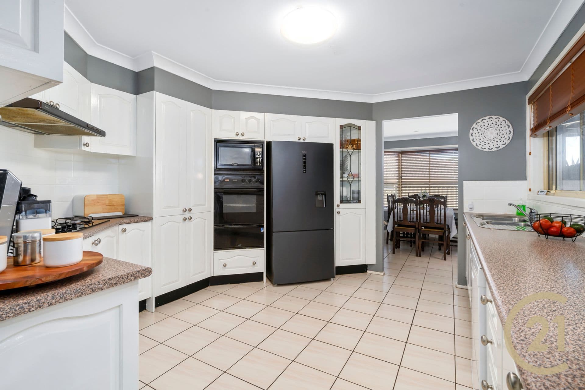 8 Delage Place, Ingleburn, NSW, 2565, Ingleburn - Thumbnail 2