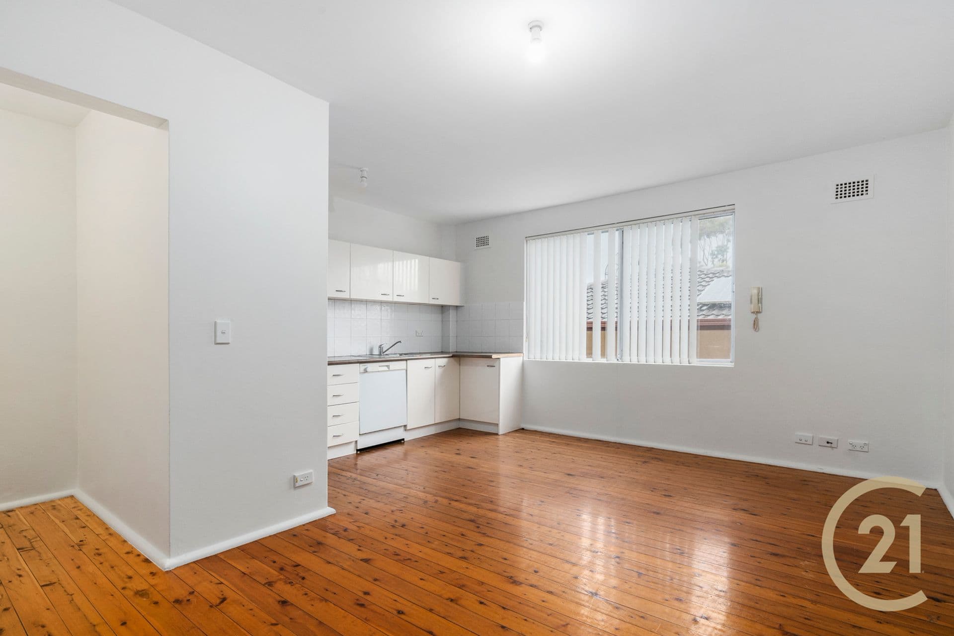 3/16 Rome Street, Canterbury, NSW, 2193, Canterbury - Thumbnail 3