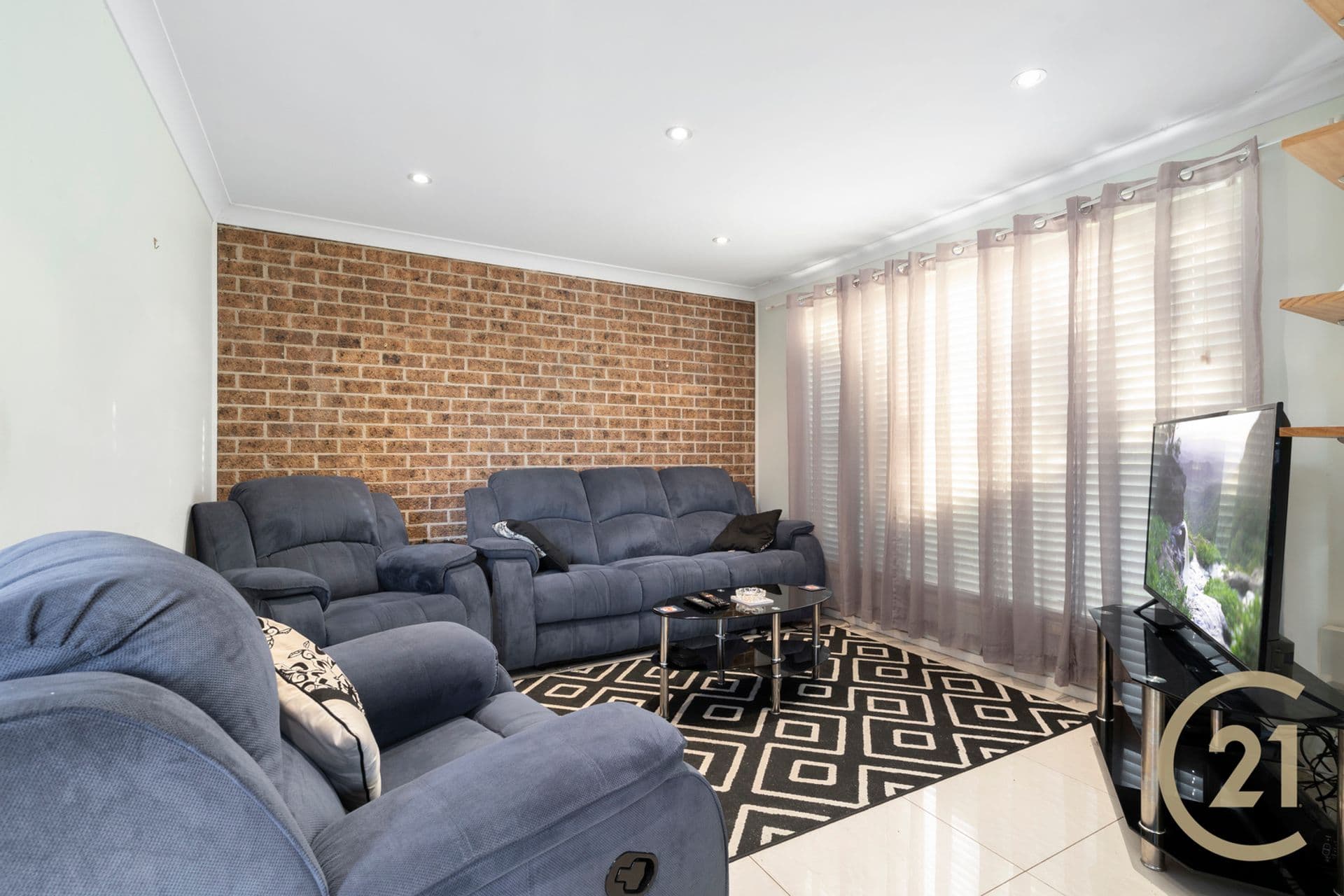 8/28 Coolaroo Crescent, Lurnea, NSW, 2170, Lurnea - Thumbnail 2