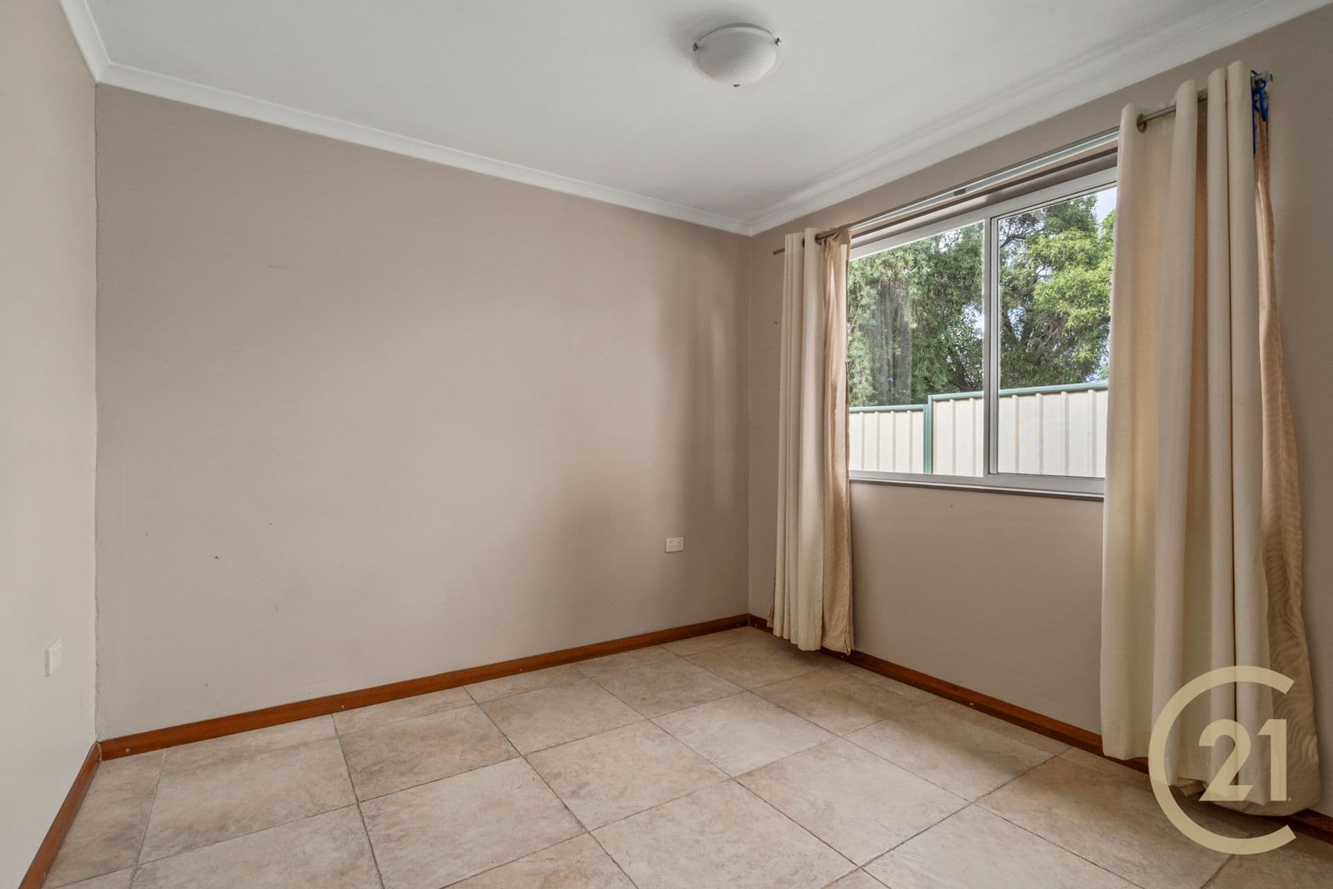 24 Tobruk Avenue, Liverpool, NSW, 2170, Liverpool - Thumbnail 8
