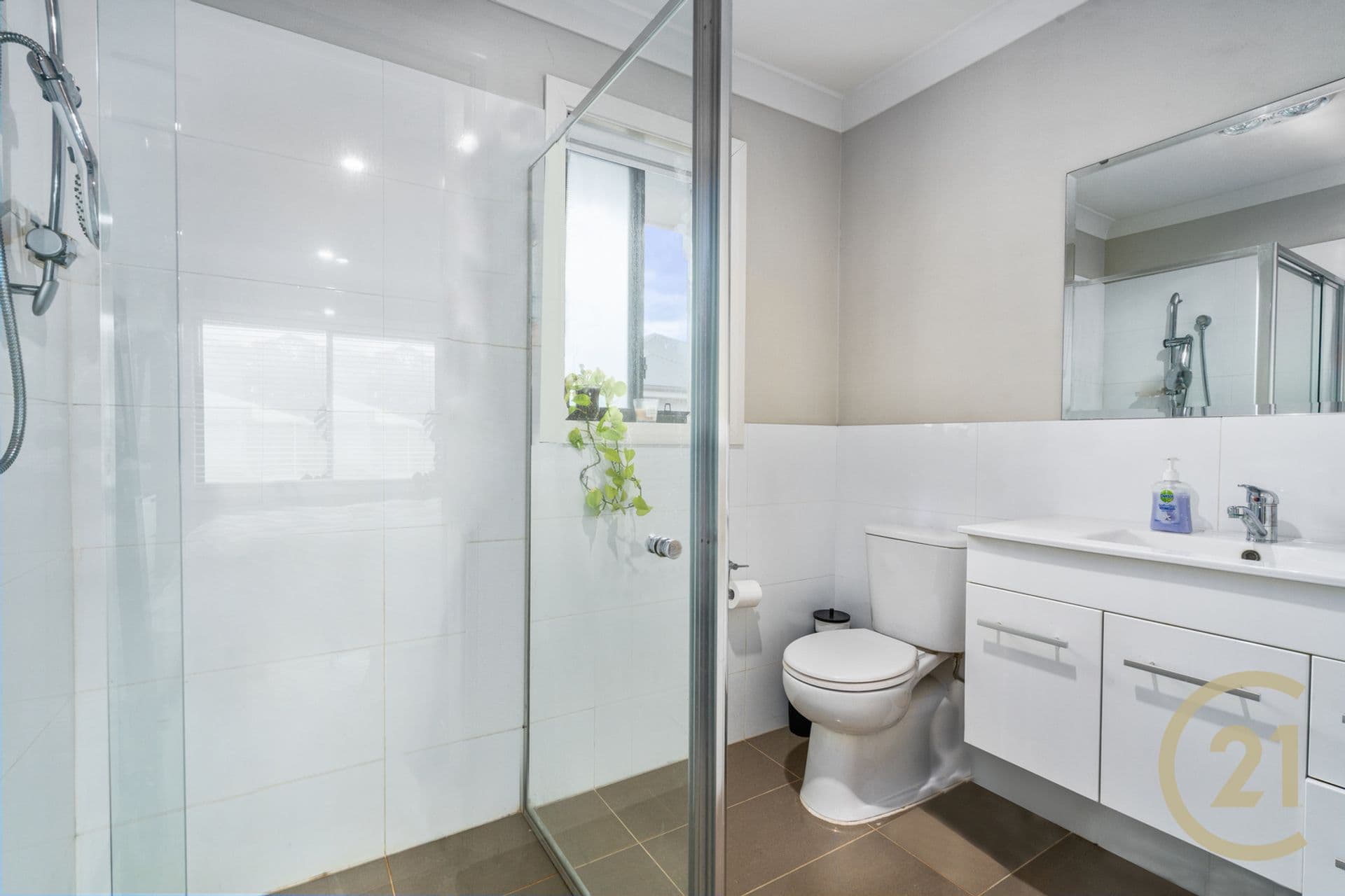 4 Sylvester Lane, Gregory Hills, NSW, 2557, Gregory Hills - Thumbnail 8