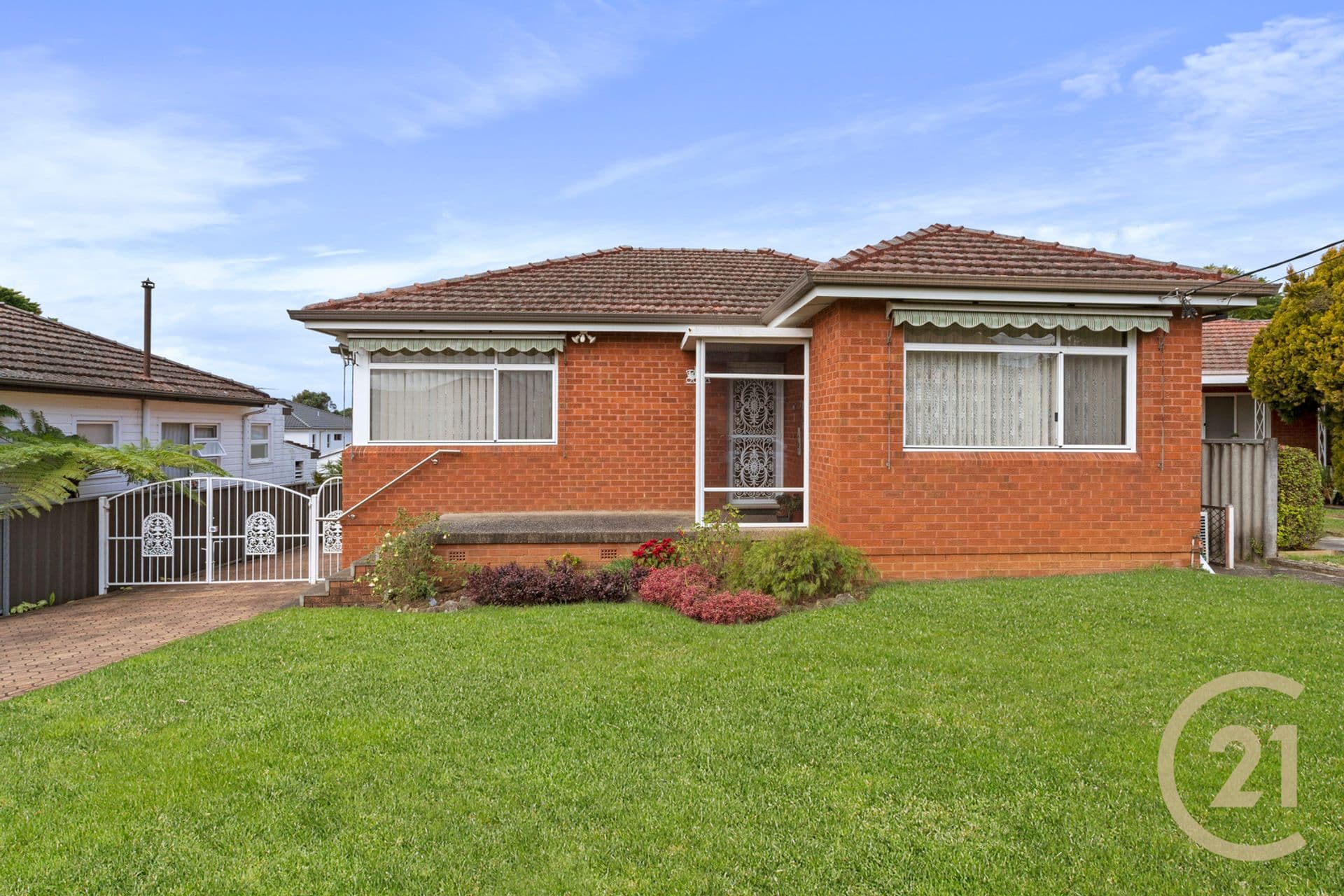 9 Roslyn Avenue, Panania, NSW, 2213, Panania - Image 1