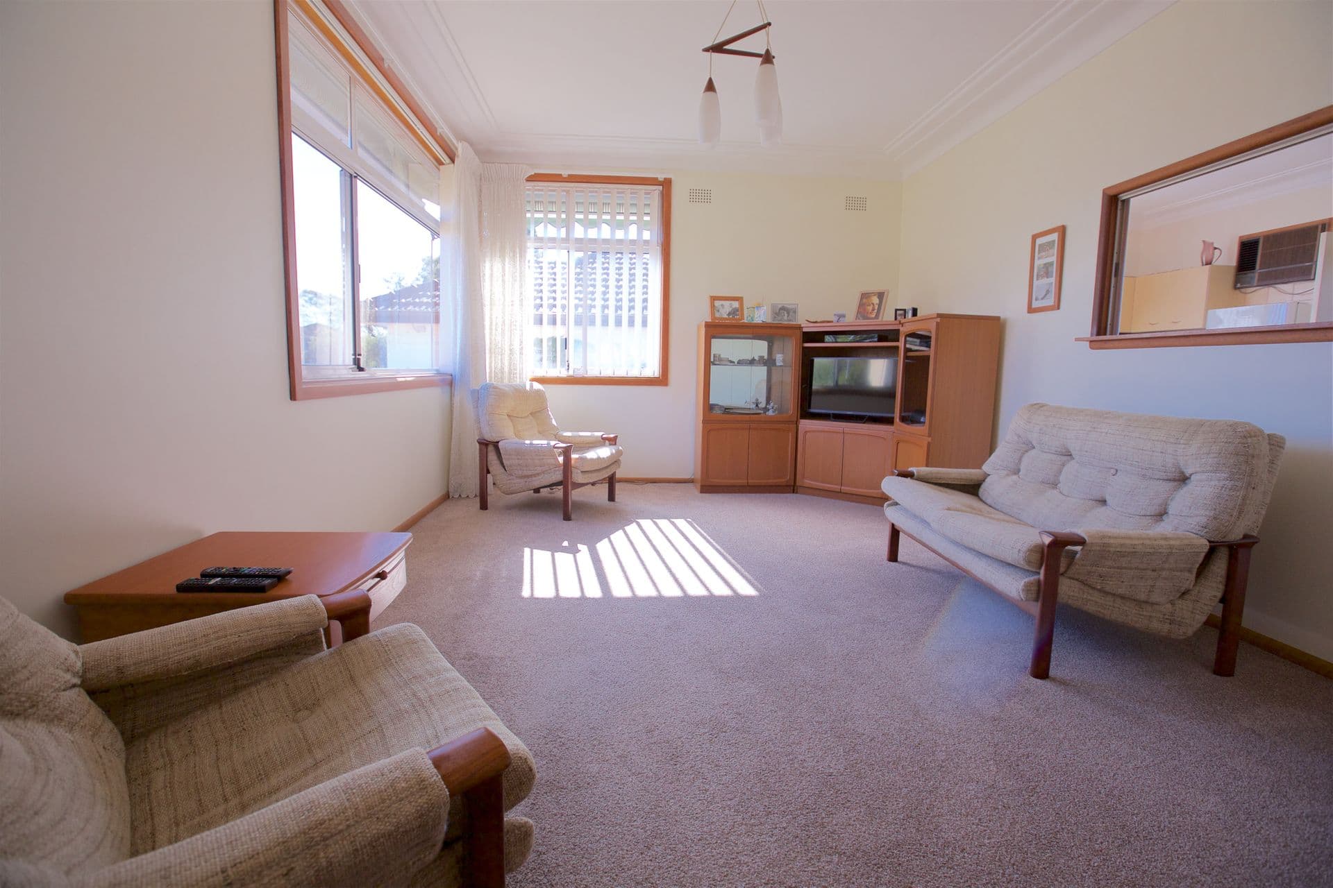 9 Roslyn Avenue, Panania, NSW, 2213, Panania - Thumbnail 2