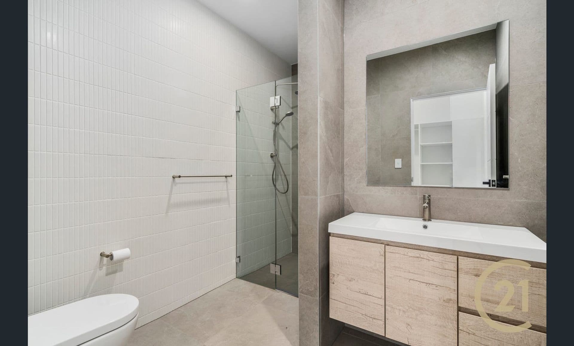 2/15 Roland Avenue, Liverpool, NSW, 2170, Liverpool - Thumbnail 3
