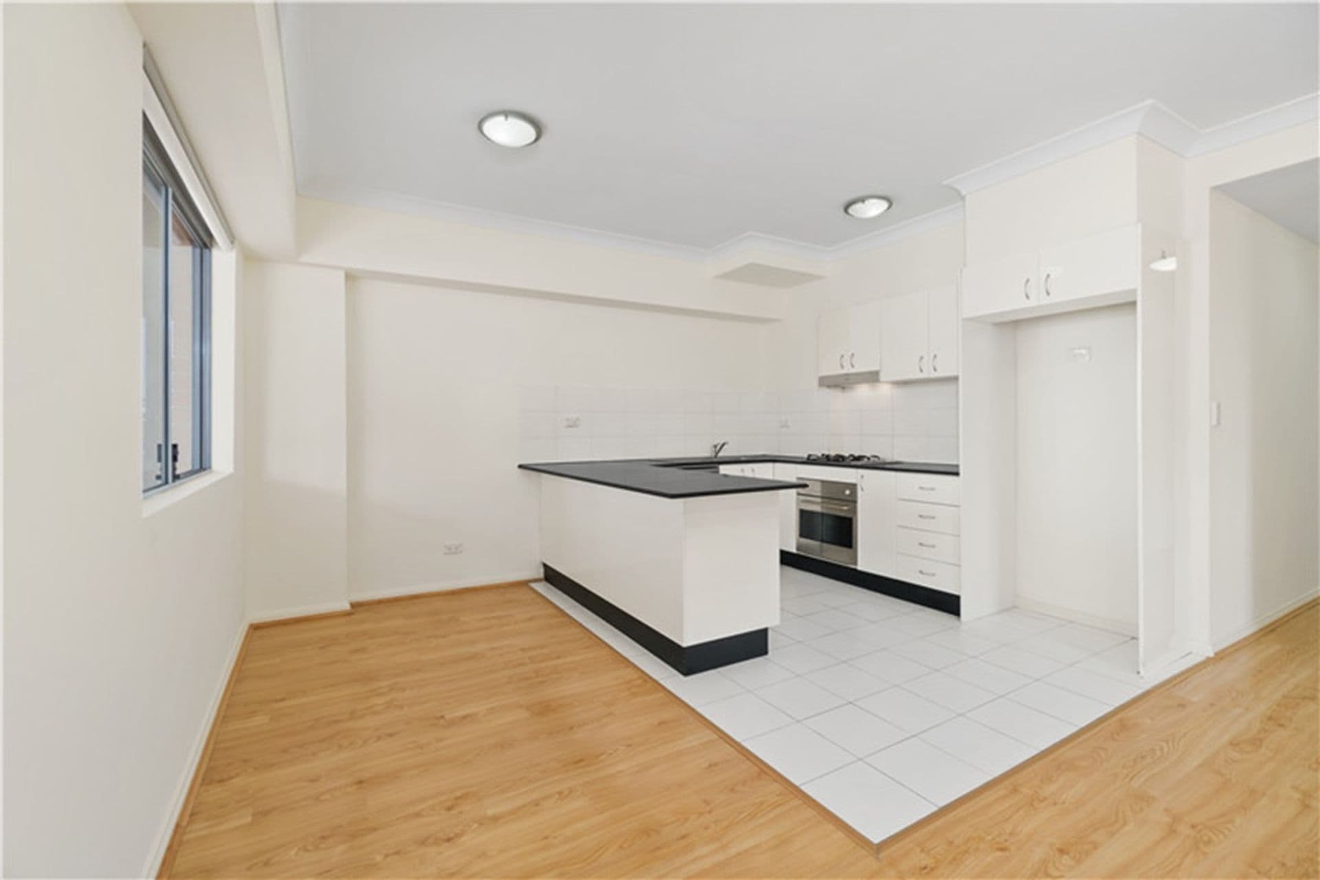 49/8-10 Lachlan Street, Liverpool, NSW, 2170, Liverpool - Thumbnail 2