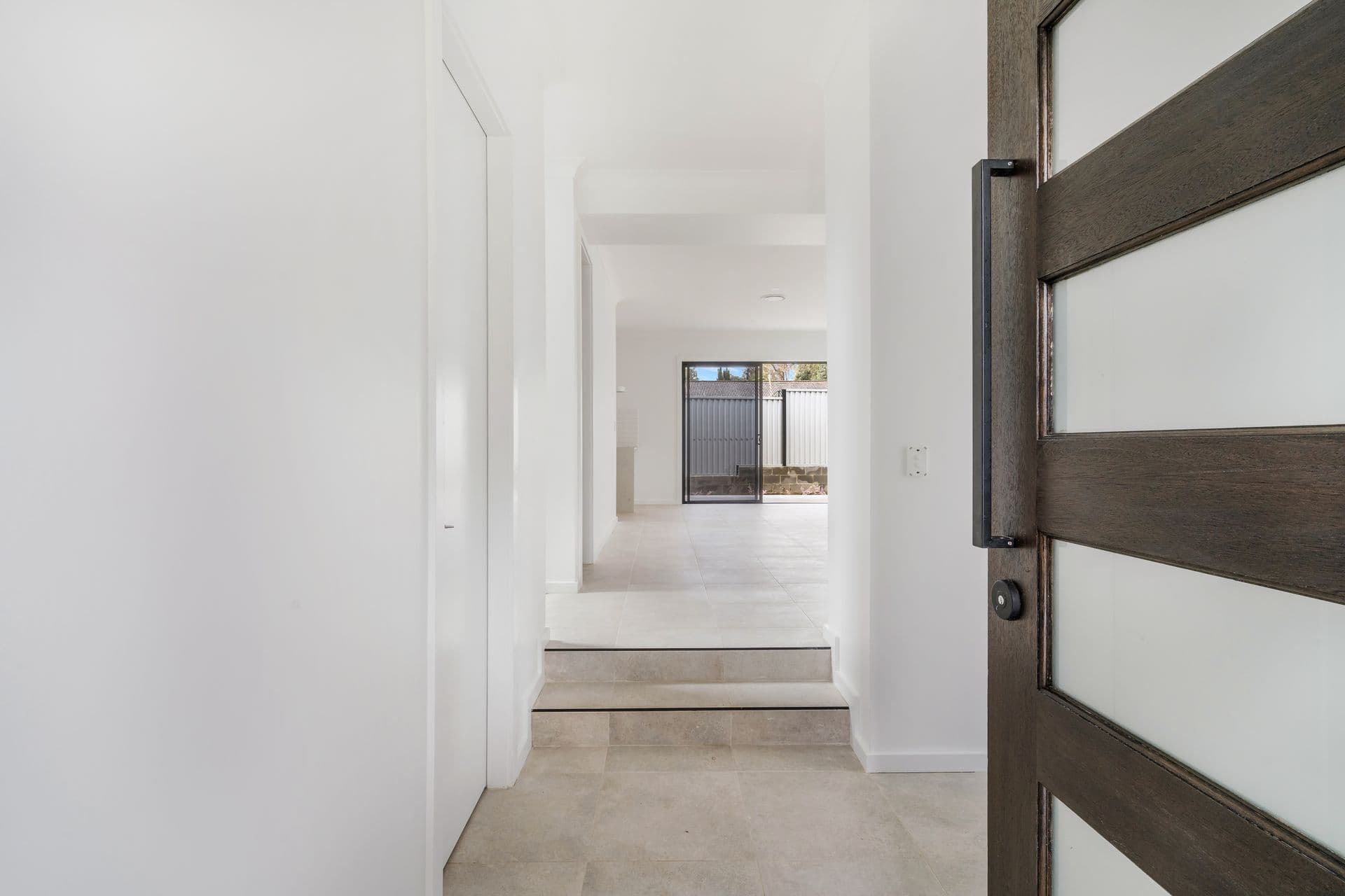 2b Lachlan Place, Campbelltown, NSW, 2560, Campbelltown - Thumbnail 2