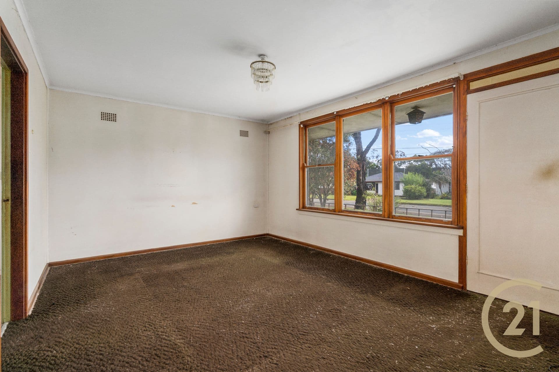 32 Grove Street, Casula, NSW, 2170, Casula - Thumbnail 3