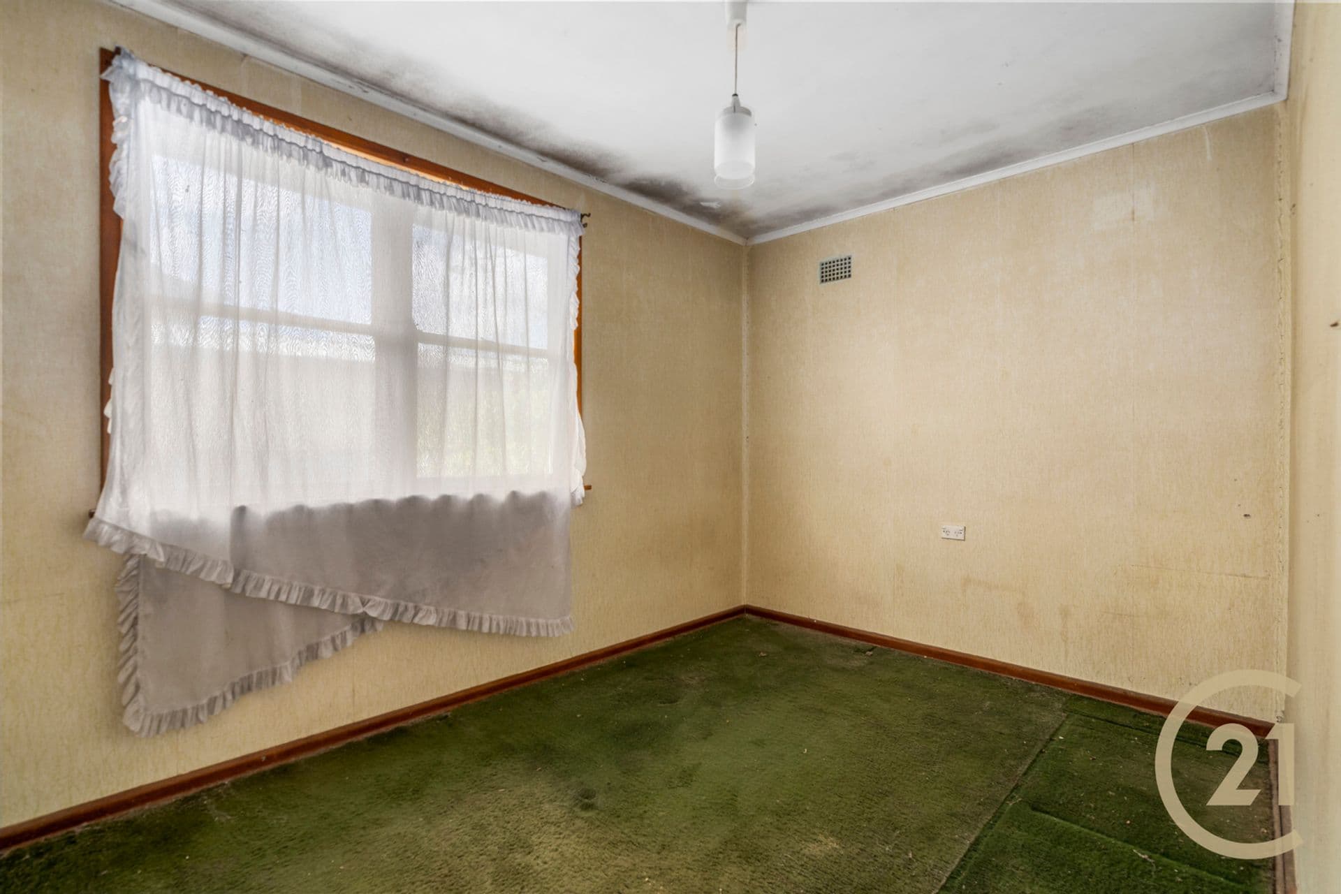 32 Grove Street, Casula, NSW, 2170, Casula - Thumbnail 7