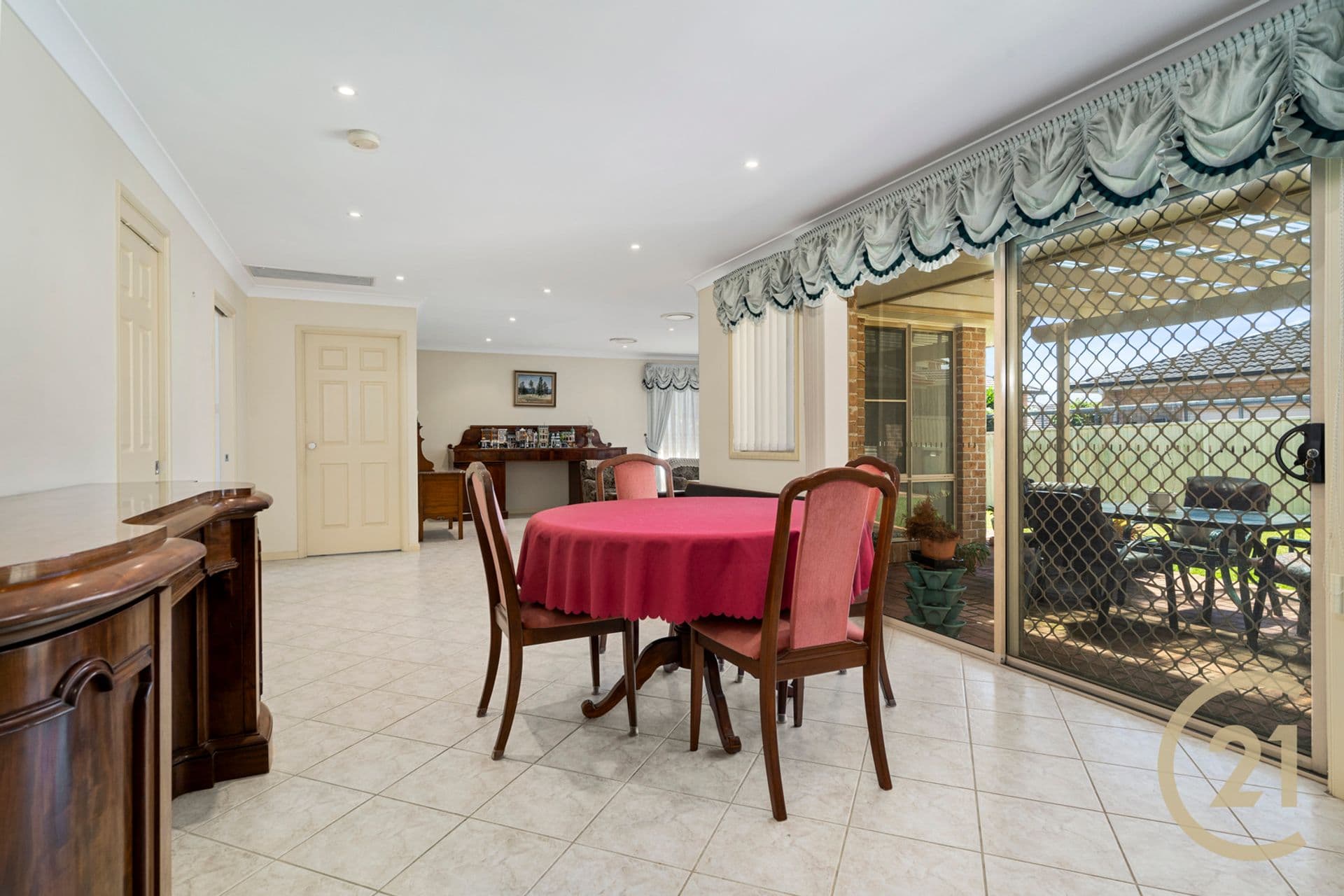 5 Yew Place, Casula, NSW, 2170, Casula - Thumbnail 5