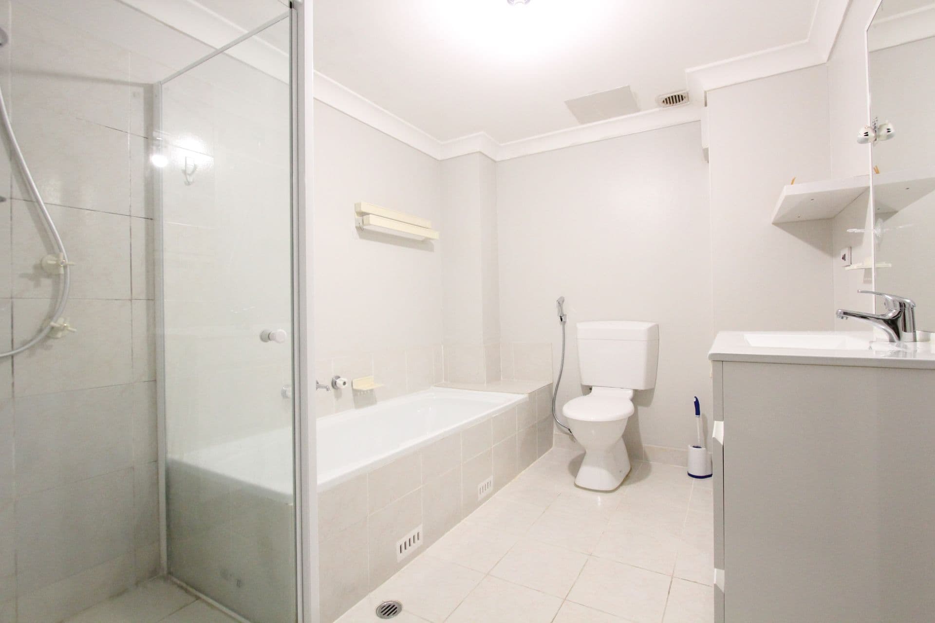 107/1 Riverpark Drive, Liverpool, NSW, 2170, Liverpool - Thumbnail 4