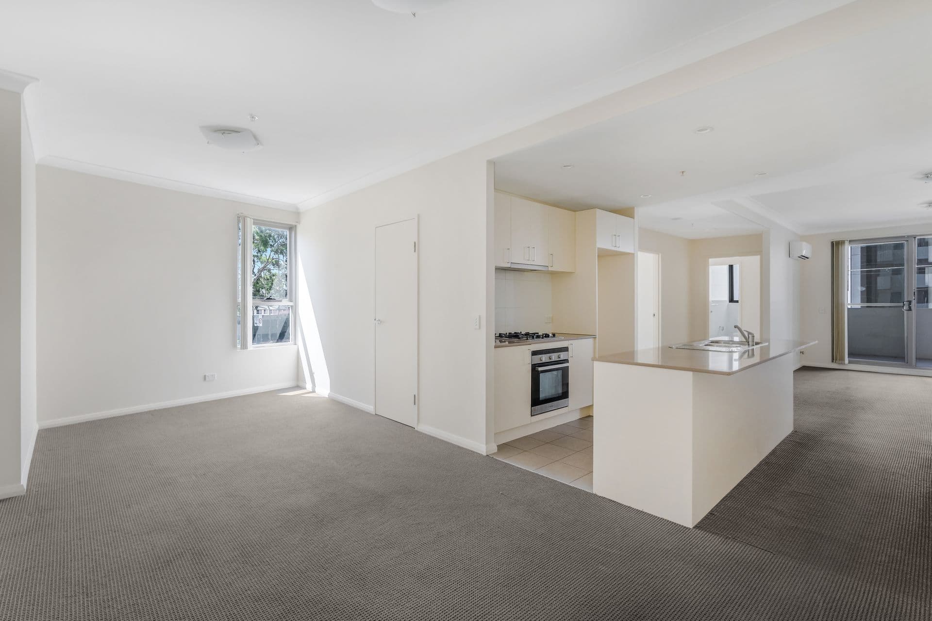 63/1 Browne Parade, Warwick Farm, NSW, 2170, Warwick Farm - Thumbnail 3