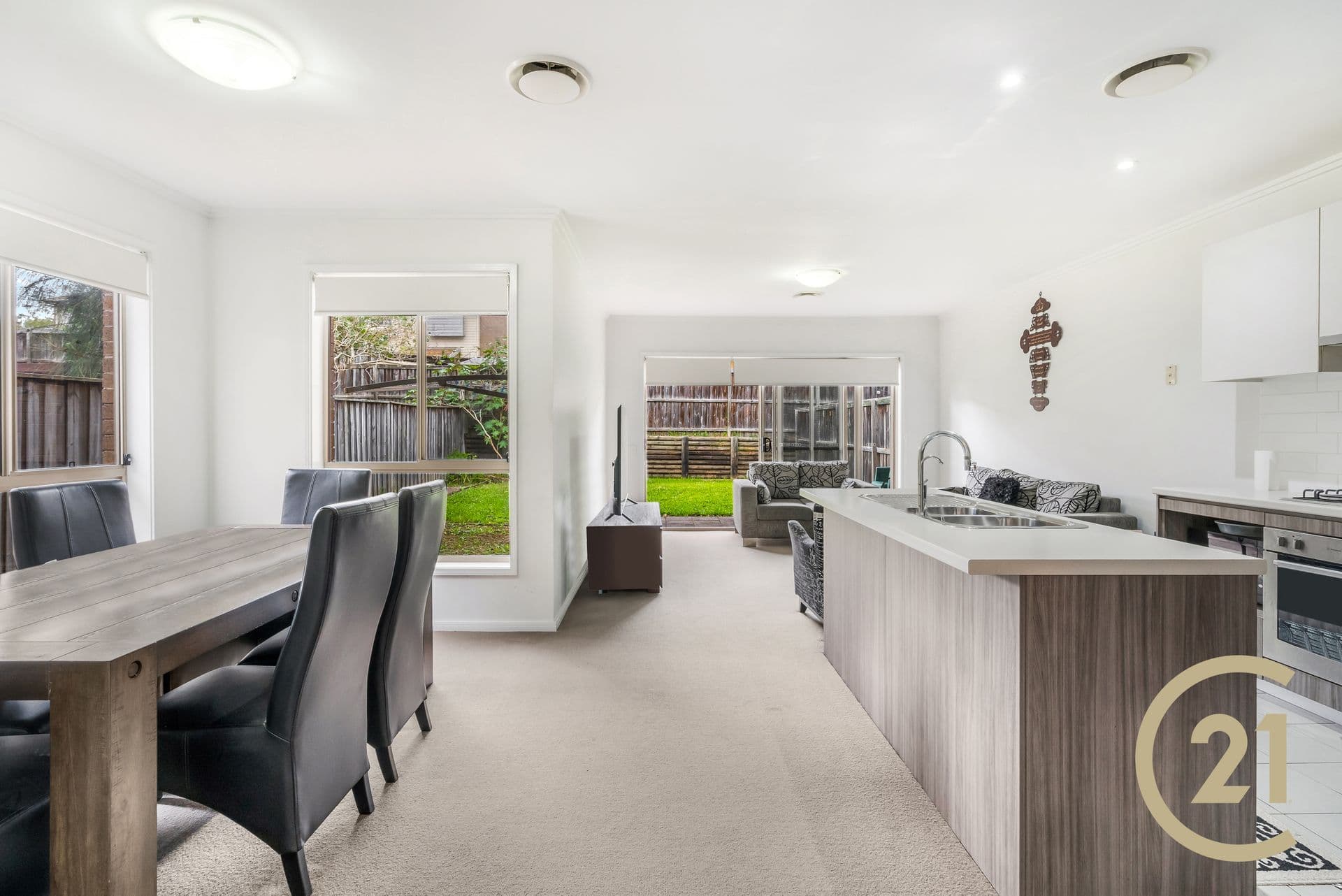 4 Cronin Place, Bonnyrigg, NSW, 2177, Bonnyrigg - Thumbnail 3