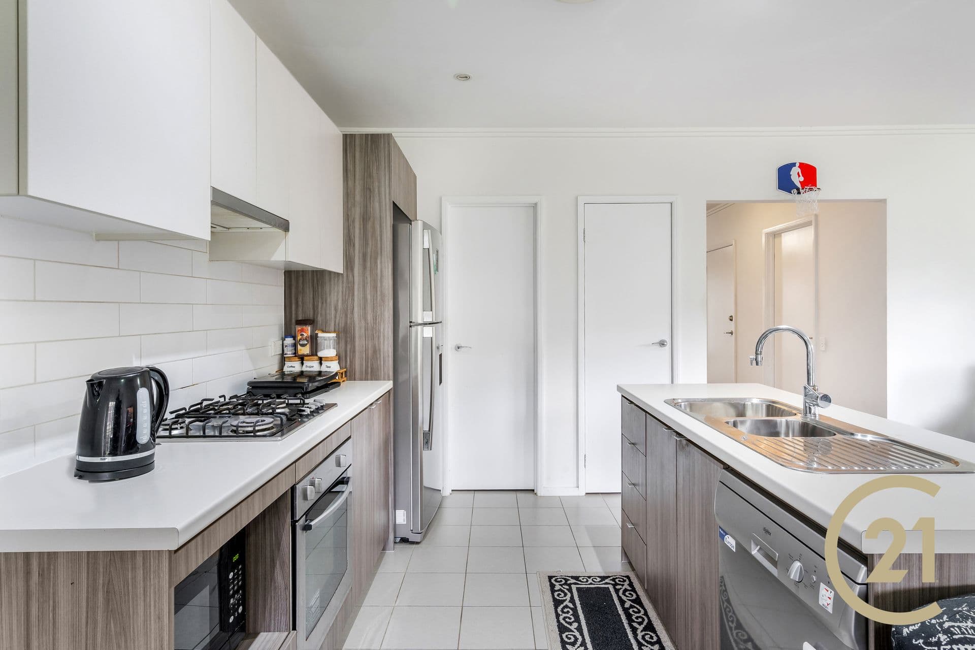 4 Cronin Place, Bonnyrigg, NSW, 2177, Bonnyrigg - Thumbnail 6