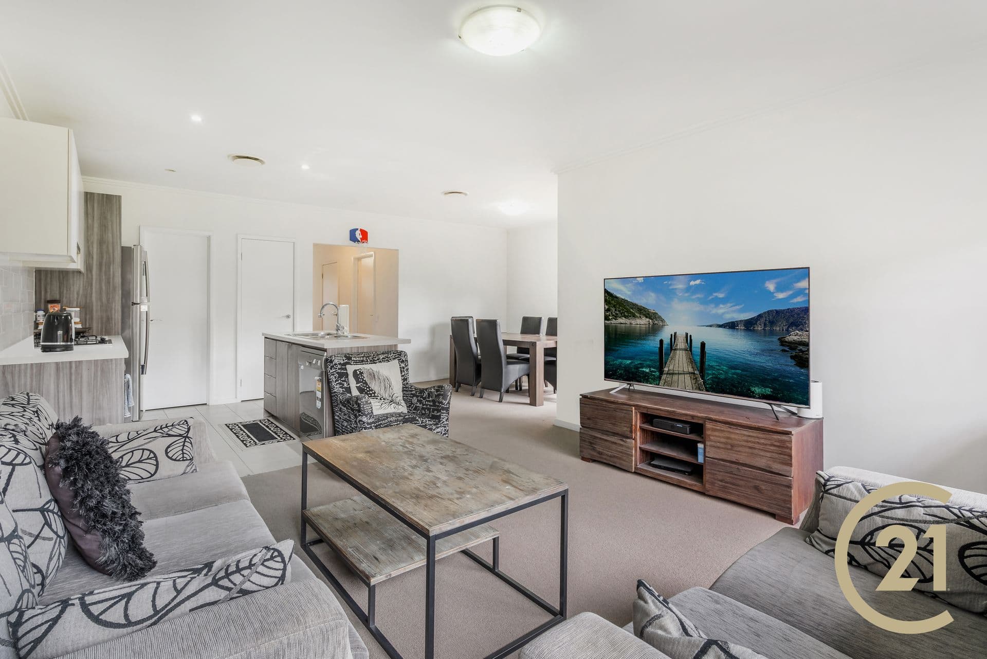 4 Cronin Place, Bonnyrigg, NSW, 2177, Bonnyrigg - Thumbnail 4