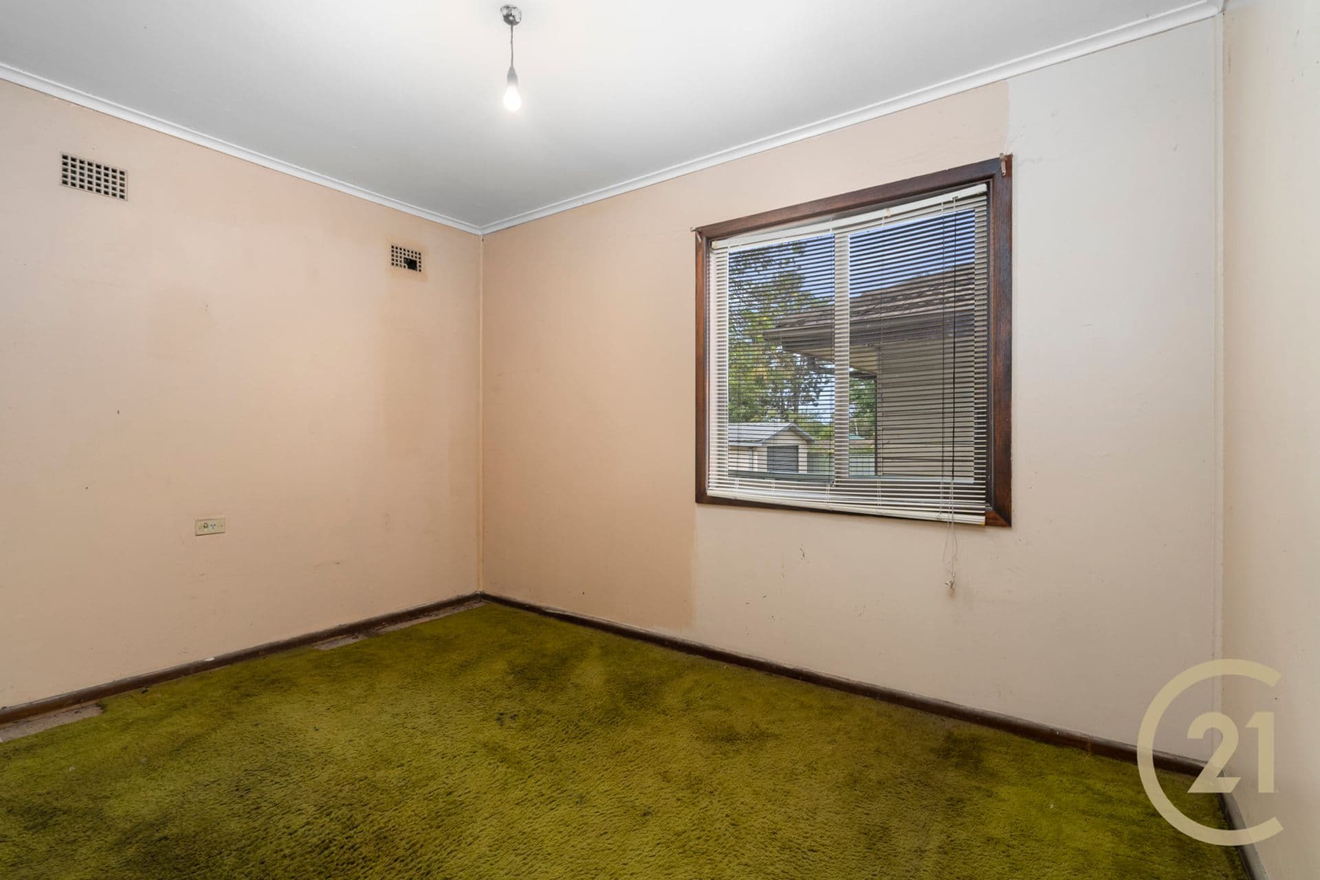 15 Heckenberg Avenue, Sadleir, NSW, 2168, Sadleir - Thumbnail 8