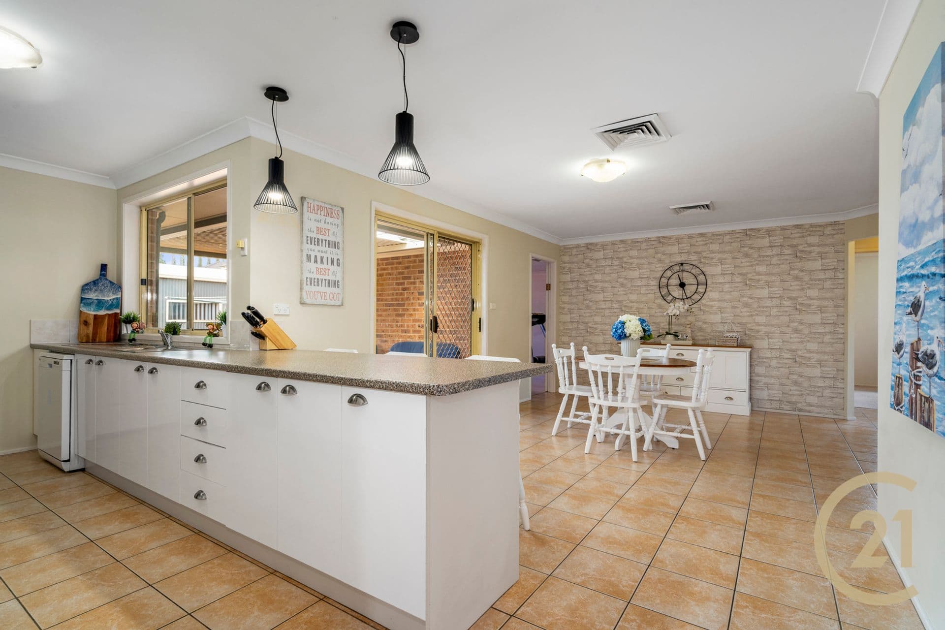 32 Rosewood Avenue, Prestons, NSW, 2170, Prestons - Thumbnail 5