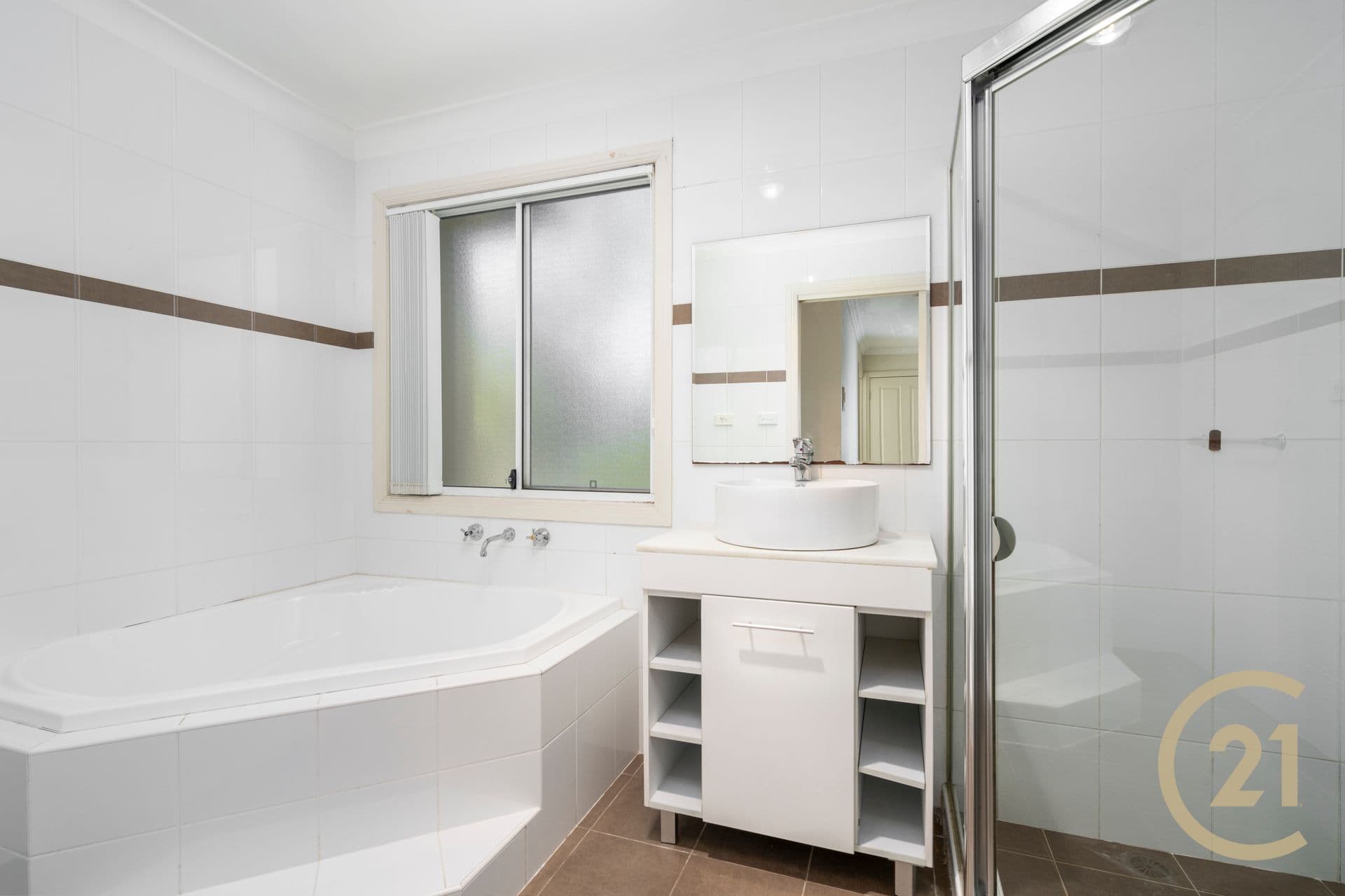 2A Harraden Drive, West Hoxton, NSW, 2171, West Hoxton - Thumbnail 7
