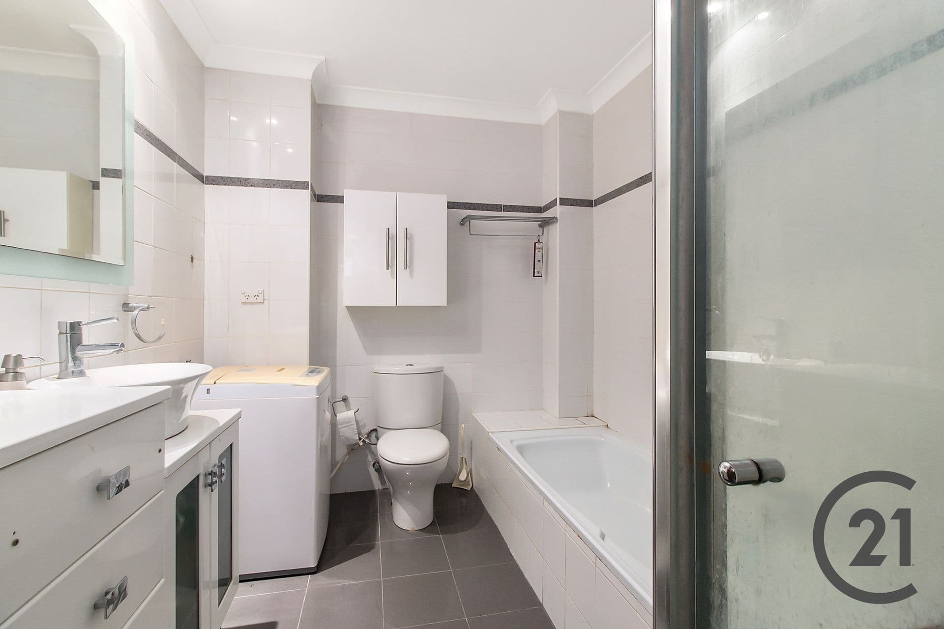 40/2 Riverpark Drive, Liverpool, NSW, 2170, Liverpool - Thumbnail 4