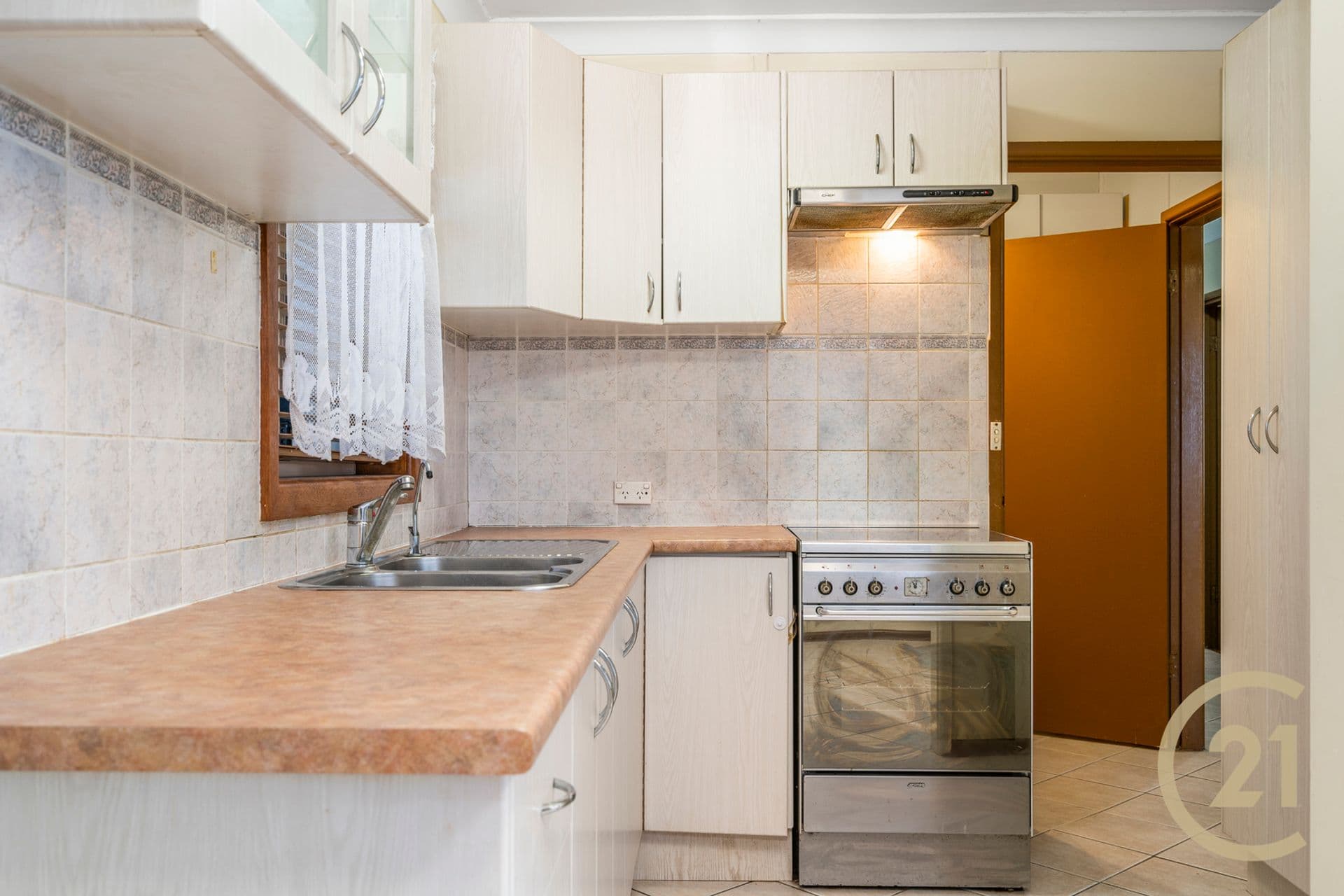 27 Mary Crescent, Liverpool, NSW, 2170, Liverpool - Thumbnail 3