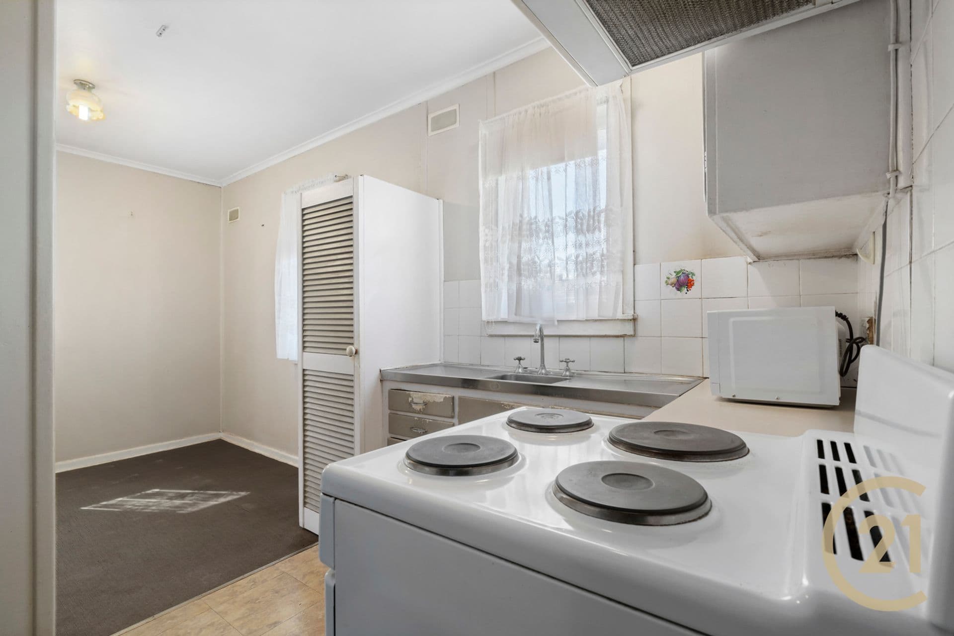 4 Brain Avenue, Lurnea, NSW, 2170, Lurnea - Thumbnail 6