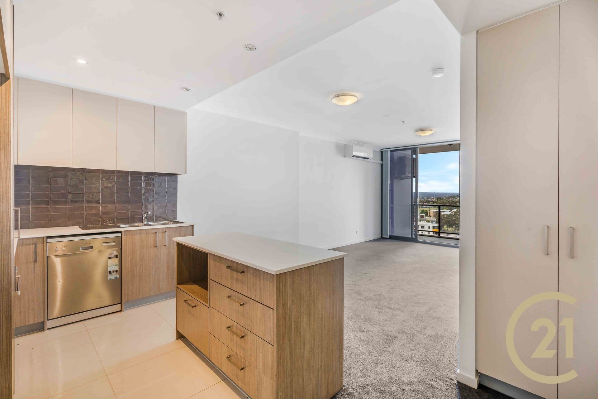 1309/420 Macquarie Street, Liverpool, NSW, 2170, Liverpool - Thumbnail 2