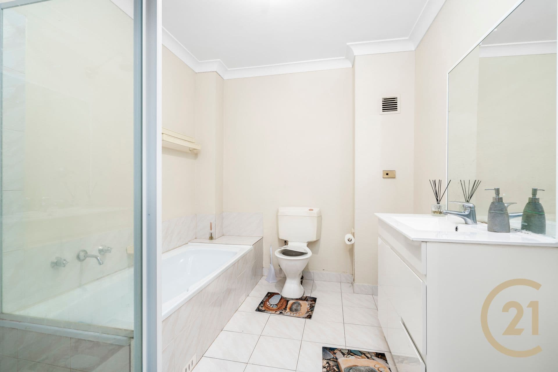 37/2 Riverpark Drive, Liverpool, NSW, 2170, Liverpool - Thumbnail 6
