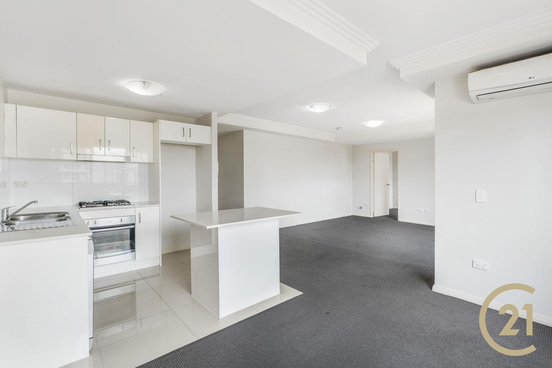 28/93-95 Campbell Street, Liverpool, NSW, 2170, Liverpool - Thumbnail 2