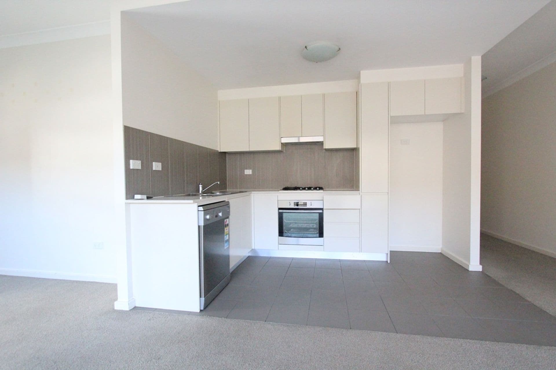 65/69-73 Elizabeth Drive, Liverpool, NSW, 2170, Liverpool - Thumbnail 3