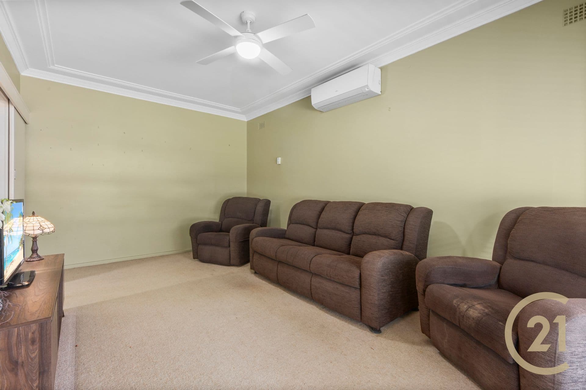 9 Kinross Place, Revesby, NSW, 2212, Revesby - Thumbnail 3