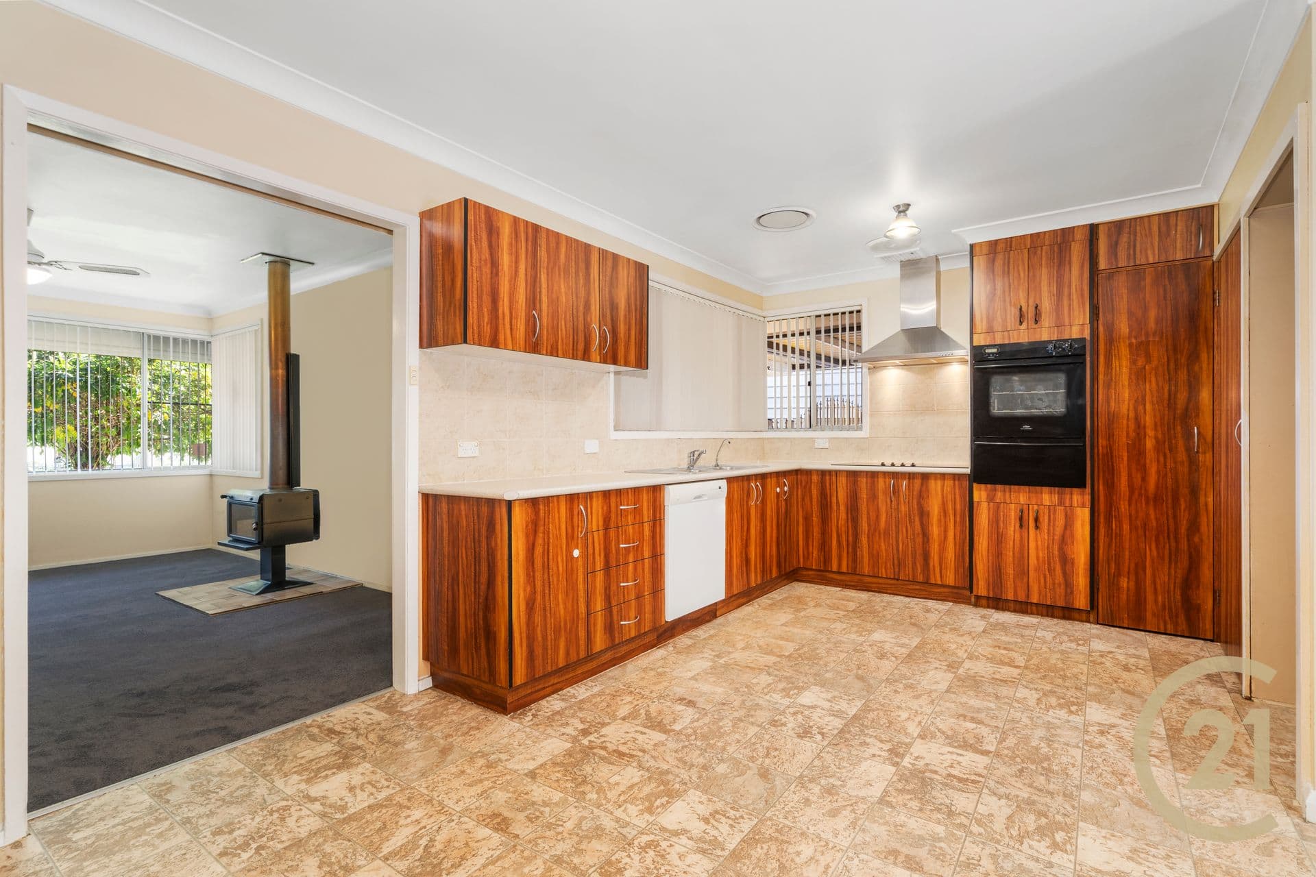 32 Murphy Avenue, Liverpool, NSW, 2170, Liverpool - Thumbnail 3