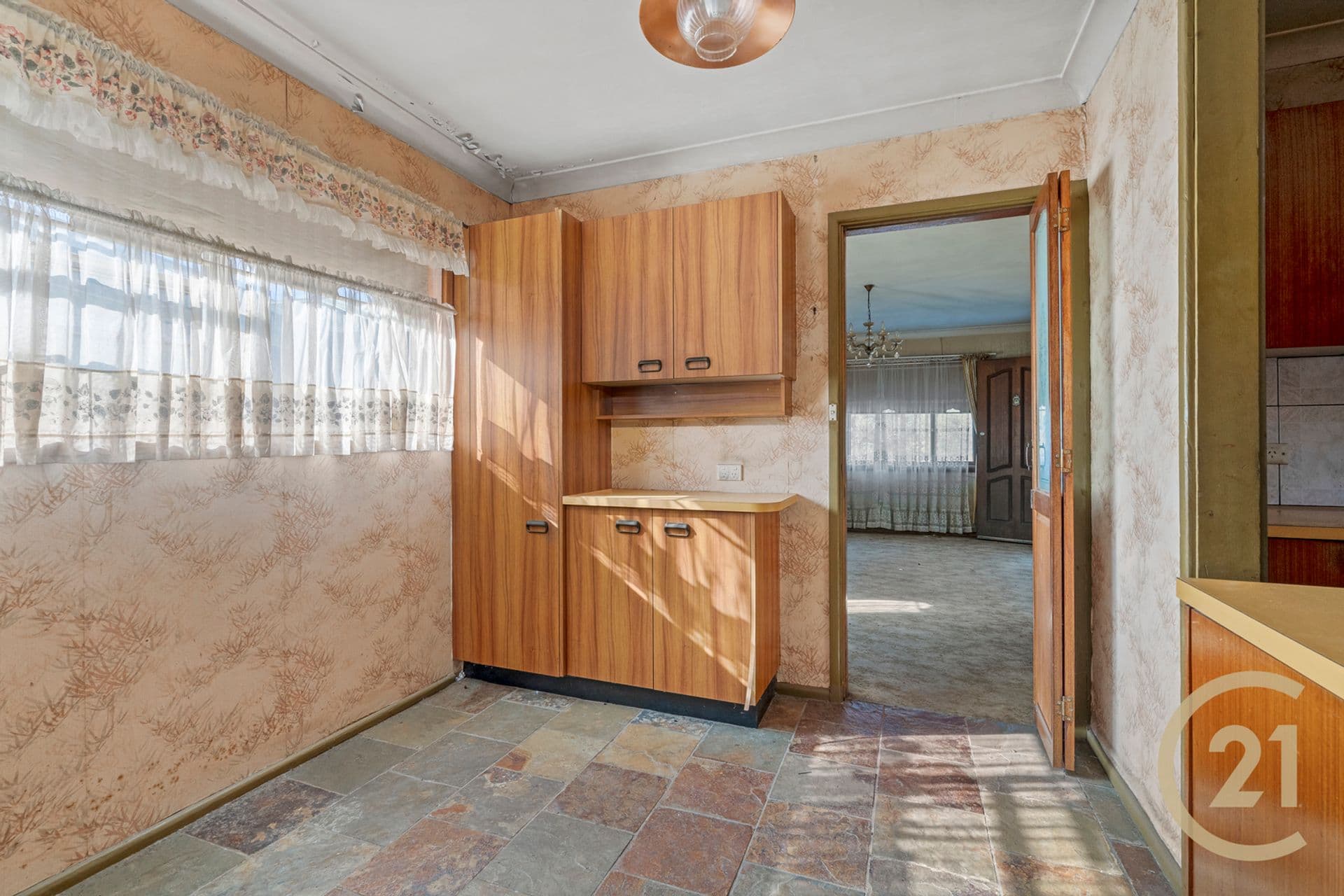 100 Heckenberg Avenue, Sadleir, NSW, 2168, Heckenberg - Thumbnail 3